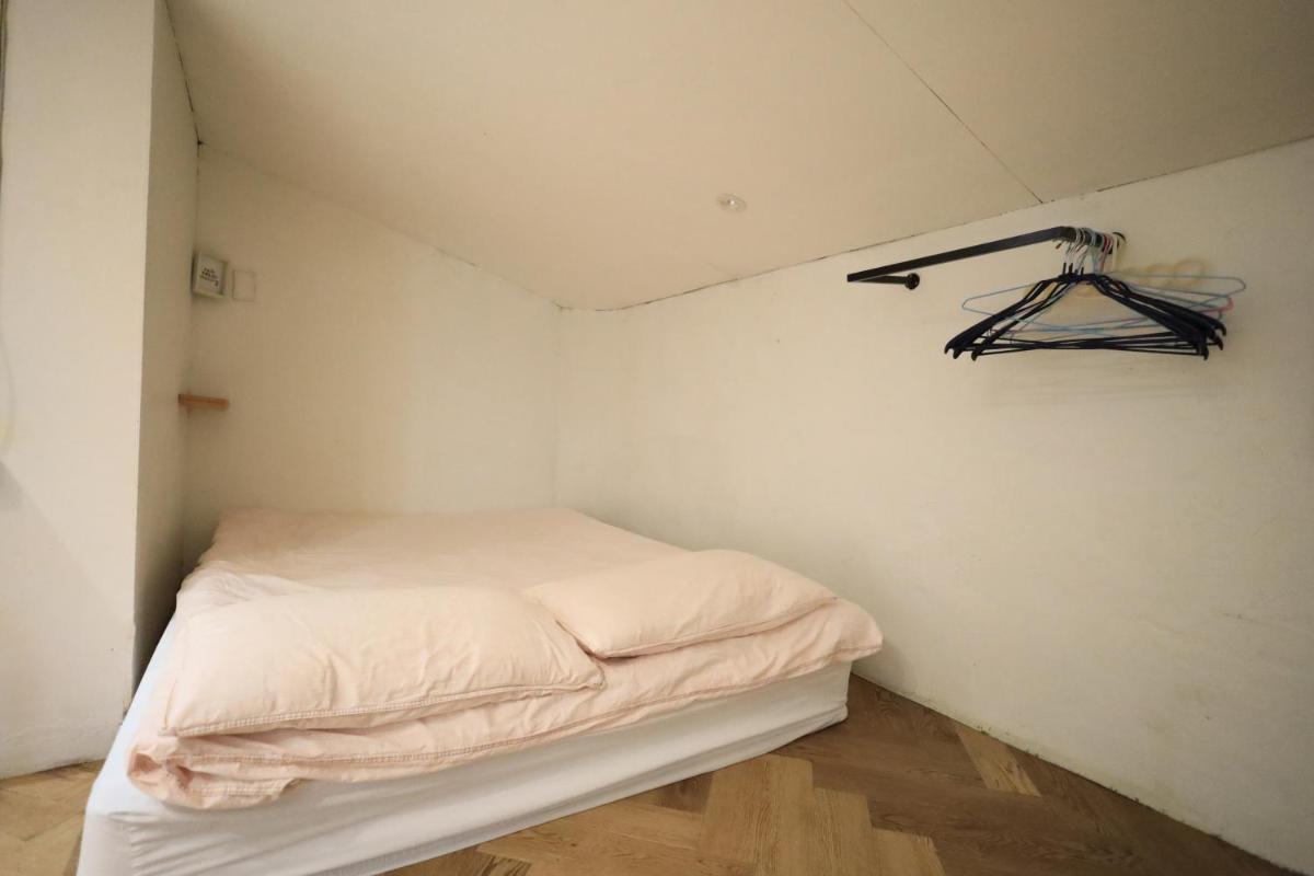 SISnBRO Guesthouse