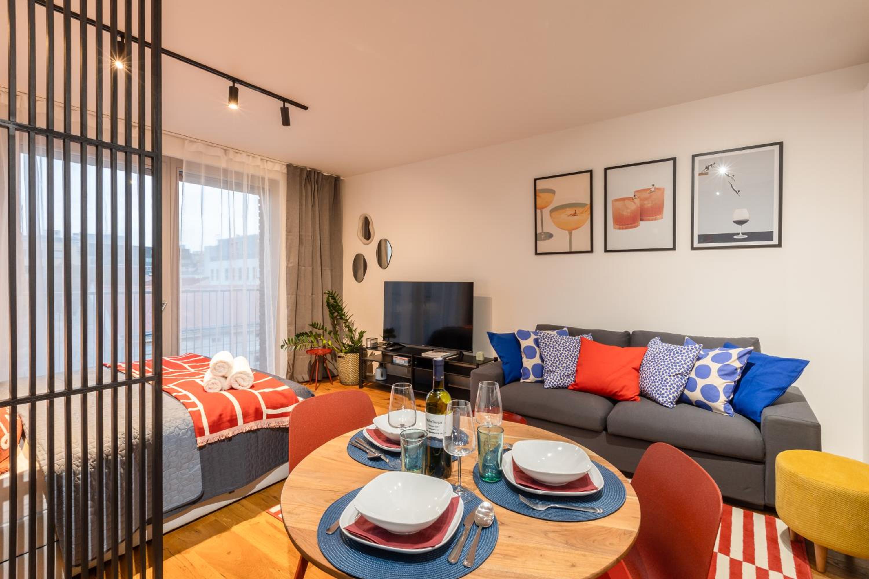 Urban Chic Residences