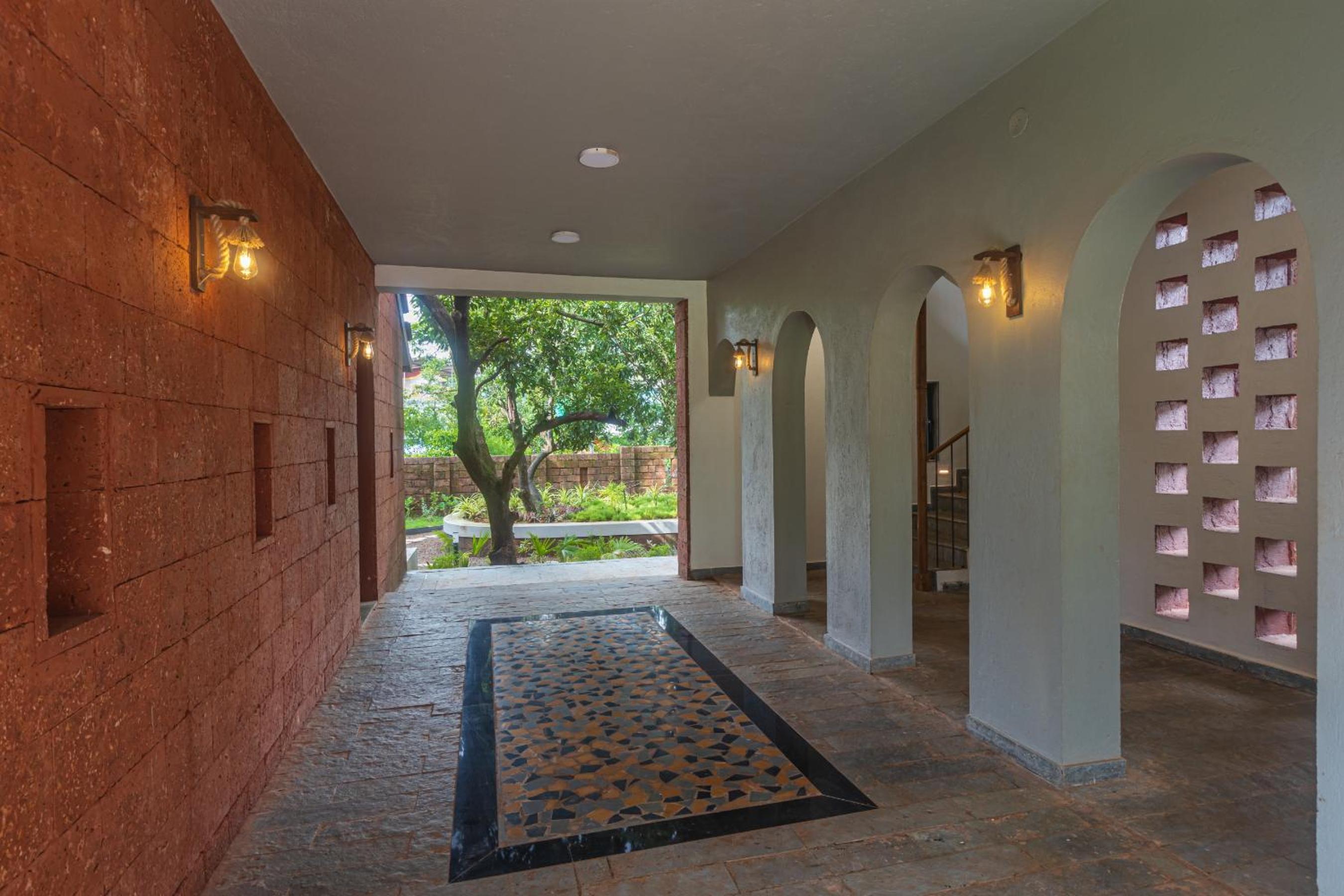 SaffronStays Amavi - 4BHK Villa in Dapoli with Lawn & Tropical Garden, Perfect for Family Celebrations