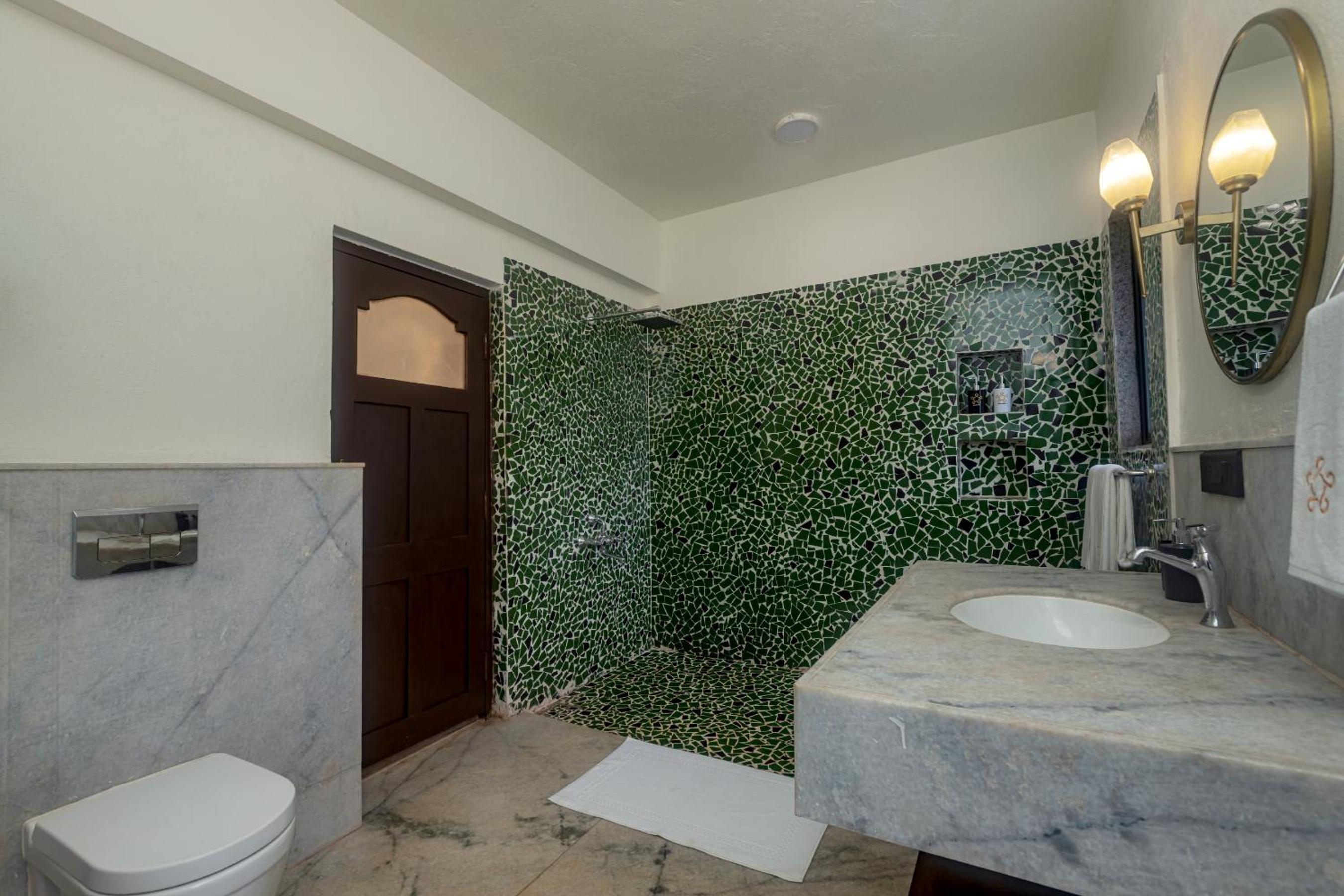 SaffronStays Amavi - 4BHK Villa in Dapoli with Lawn & Tropical Garden, Perfect for Family Celebrations