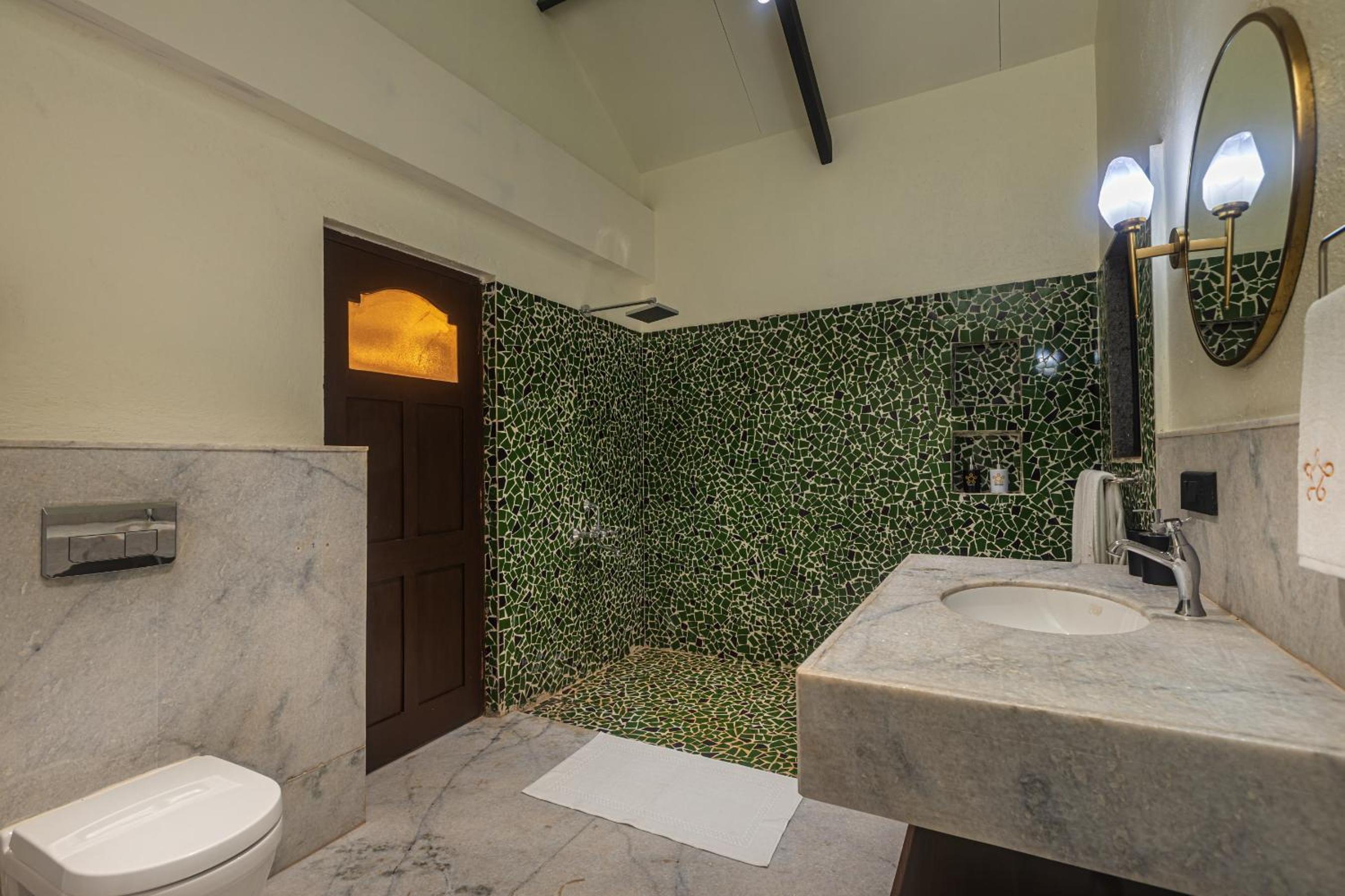 SaffronStays Amavi - 4BHK Villa in Dapoli with Lawn & Tropical Garden, Perfect for Family Celebrations