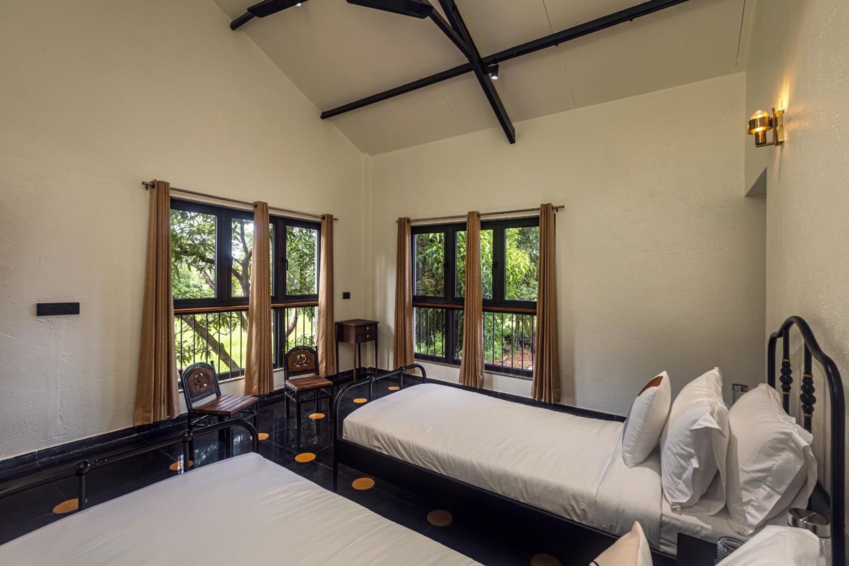 SaffronStays Amavi - 4BHK Villa in Dapoli with Lawn & Tropical Garden, Perfect for Family Celebrations