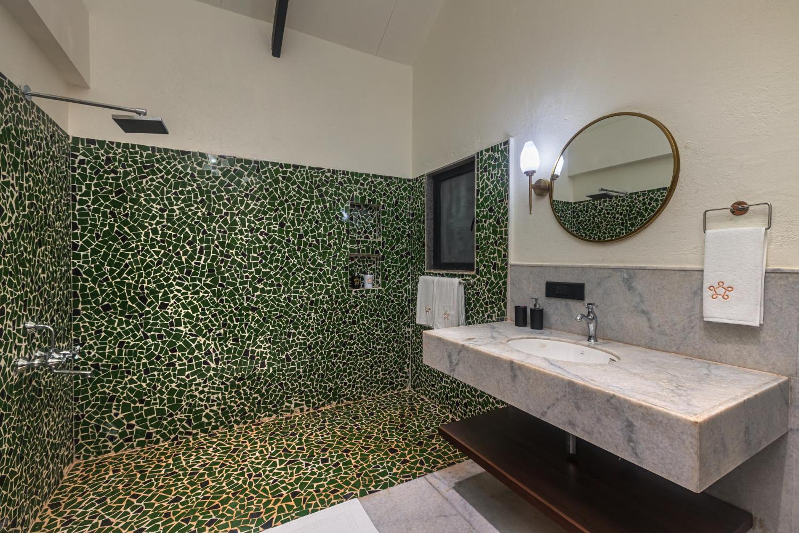 SaffronStays Amavi - 4BHK Villa in Dapoli with Lawn & Tropical Garden, Perfect for Family Celebrations