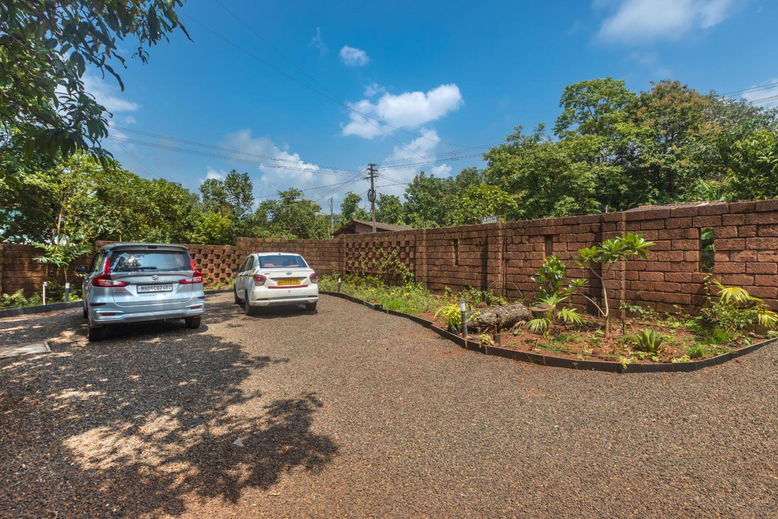 SaffronStays Amavi - 4BHK Villa in Dapoli with Lawn & Tropical Garden, Perfect for Family Celebrations