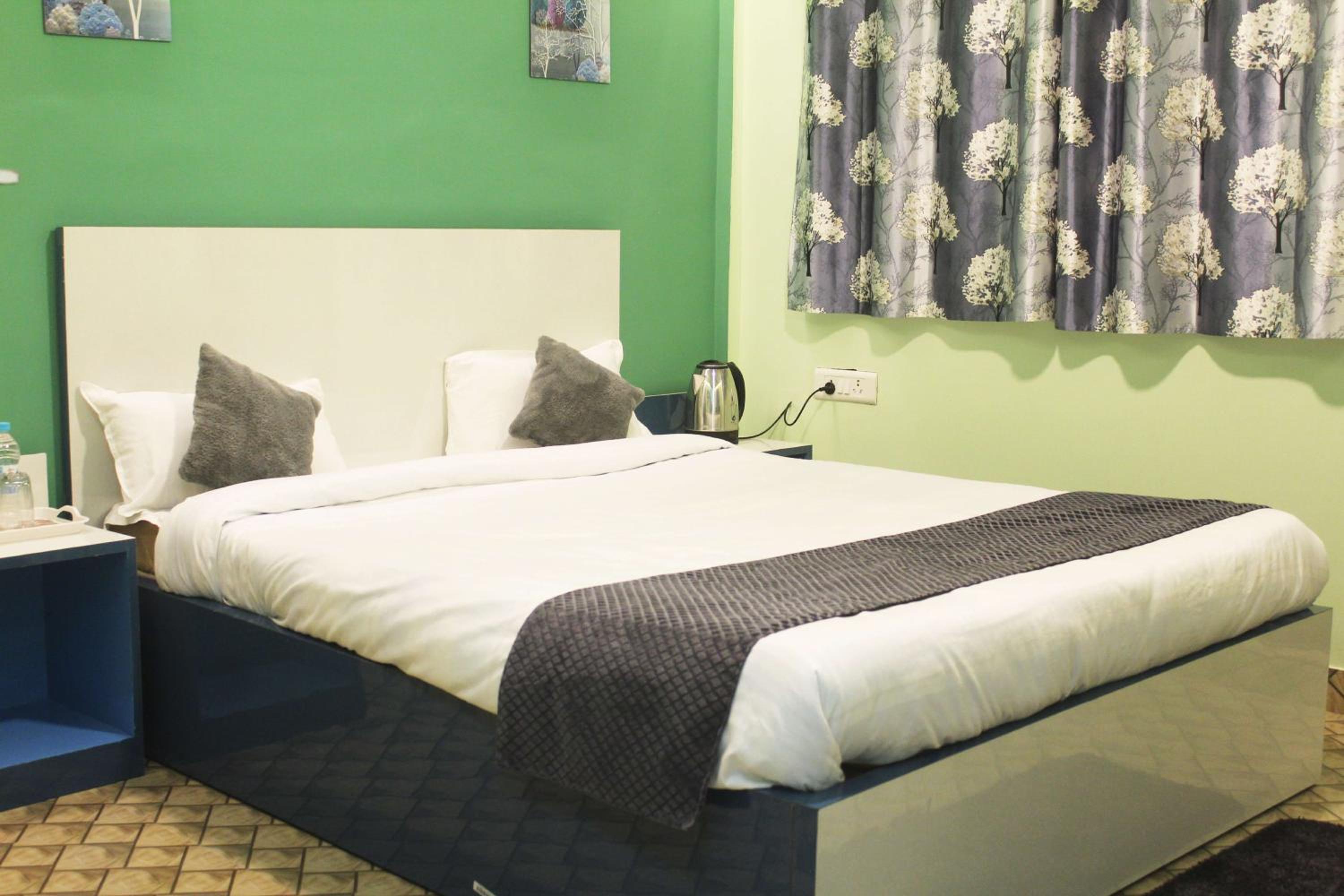 Marine Homestay