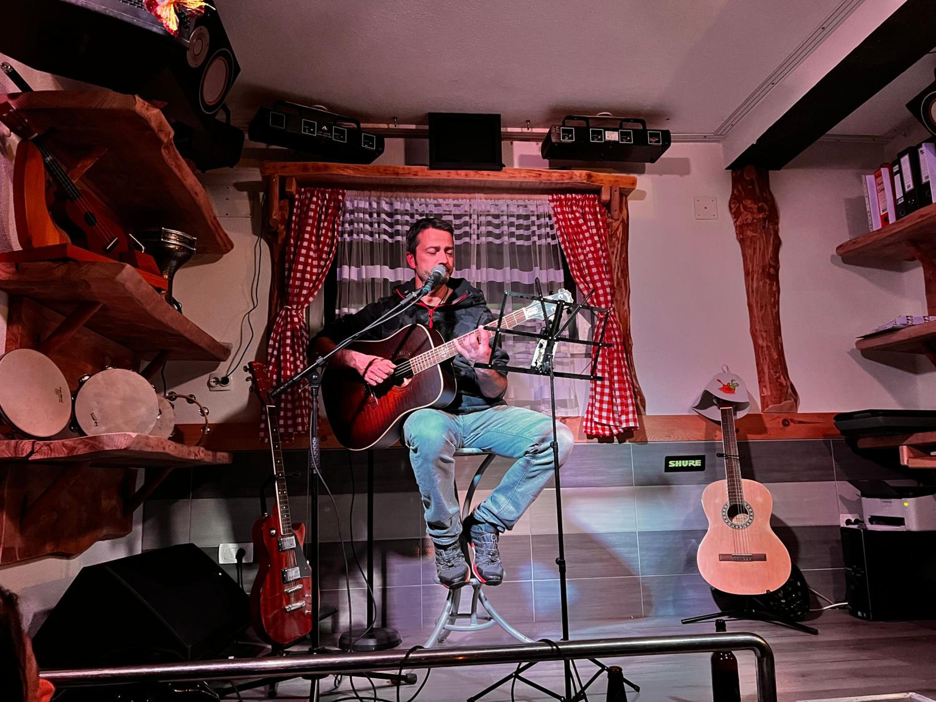 Photo 79