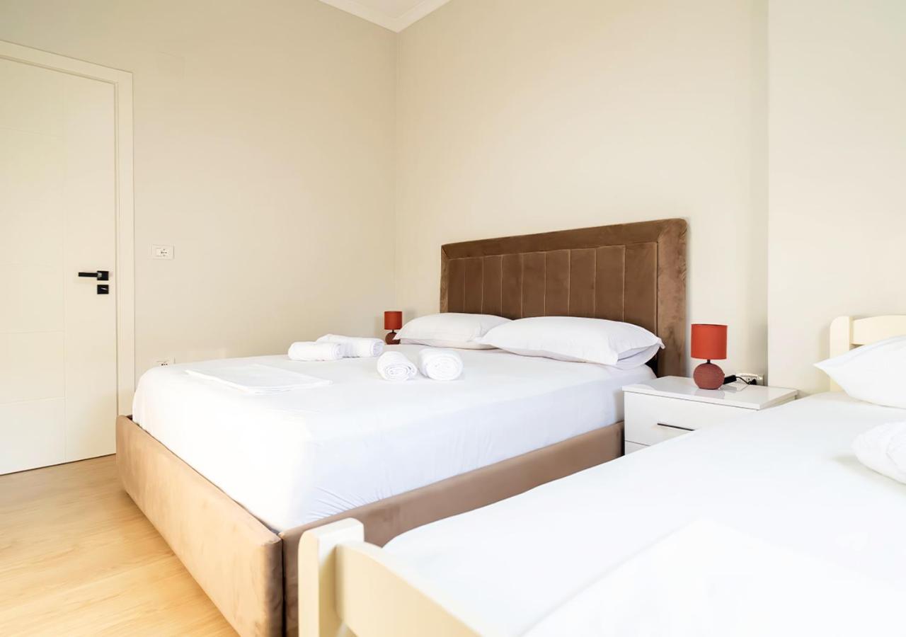 Home Inn Apartment 2 near City Center