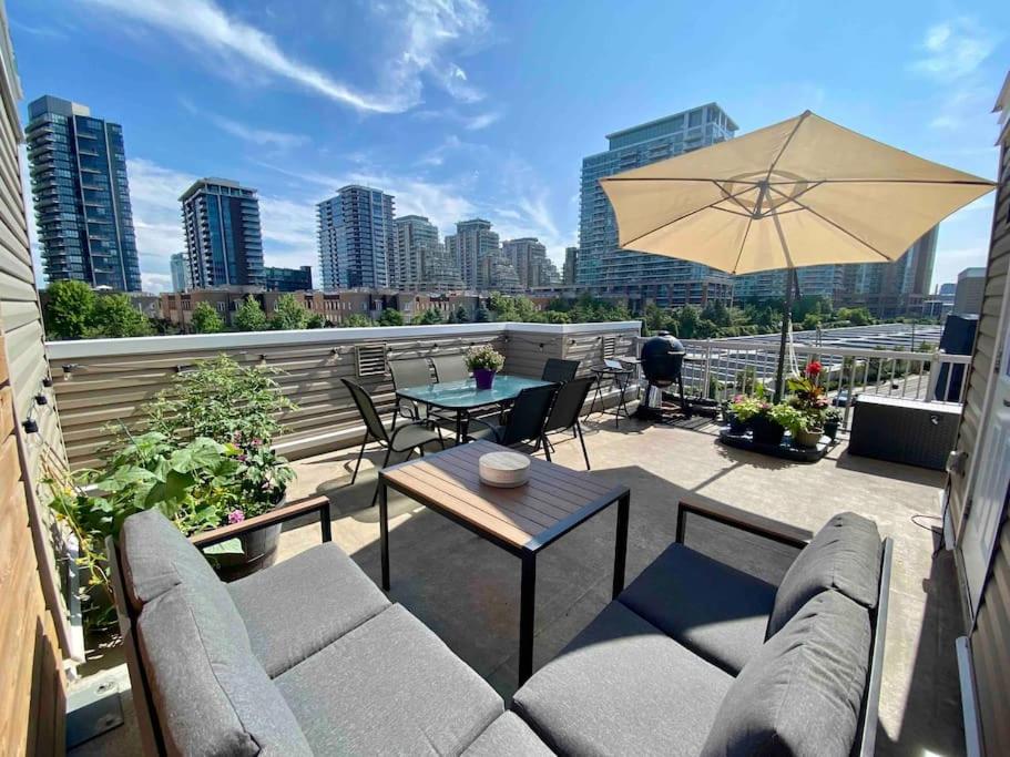 King West Private Rooftop Retreat
