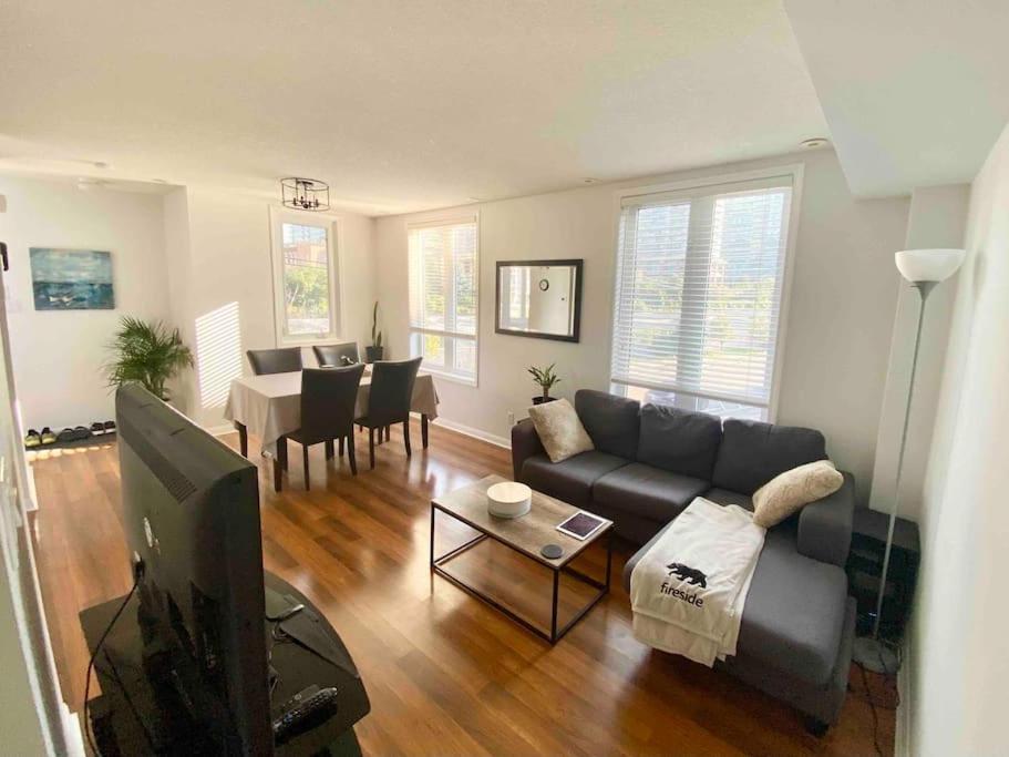 King West Private Rooftop Retreat