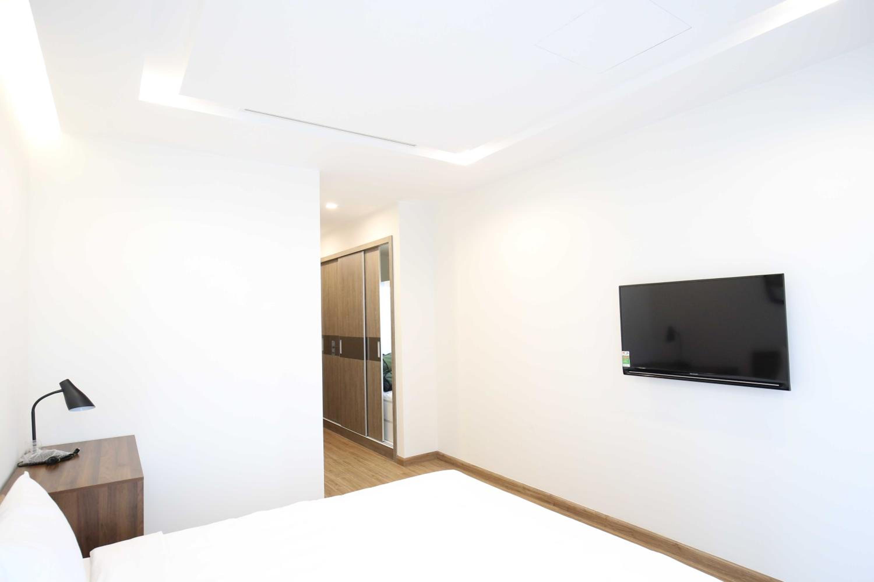 Investland- Vinhomes Metropolis one, two, three, four bedrooms