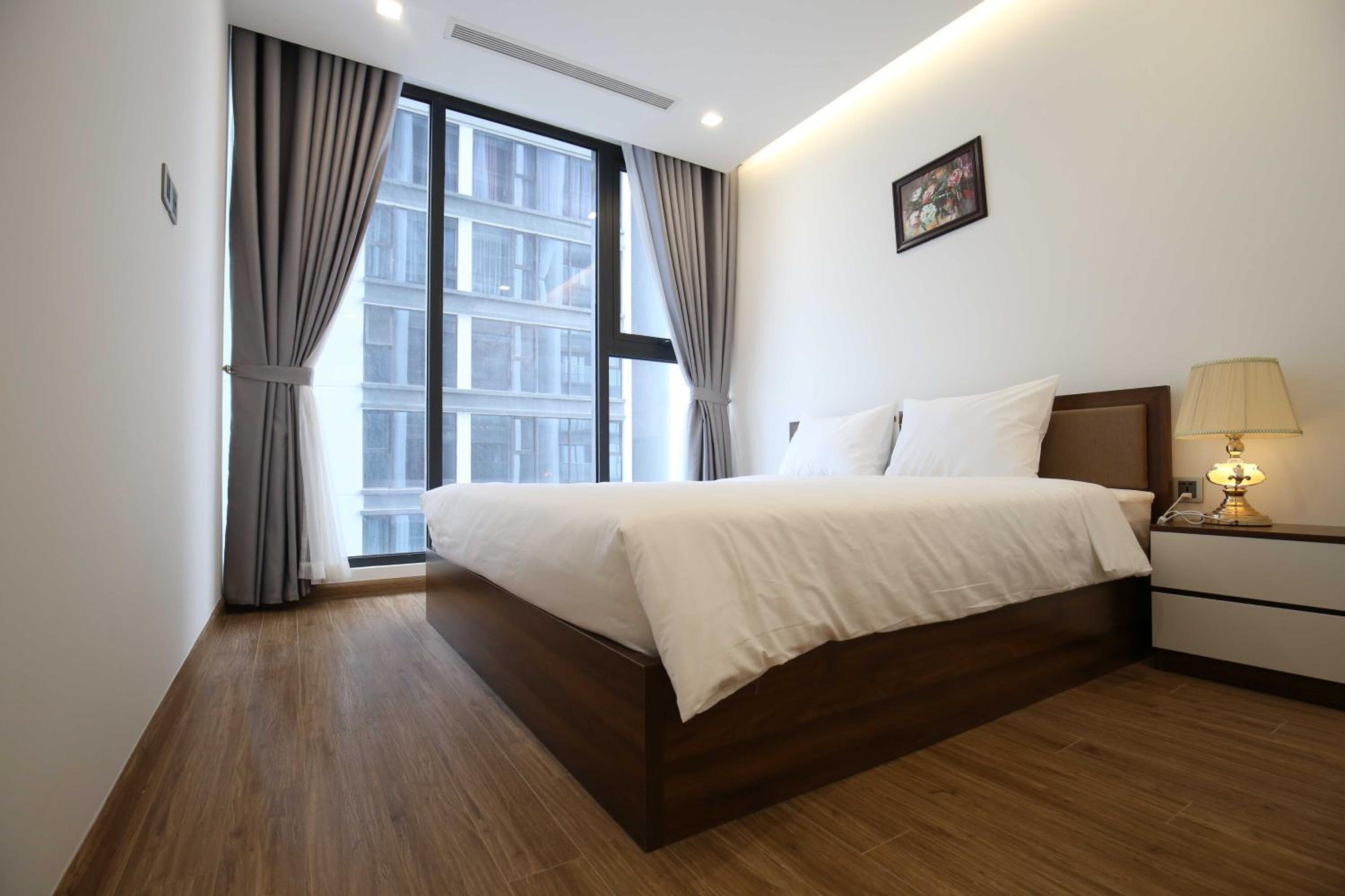 Investland- Vinhomes Metropolis one, two, three, four bedrooms