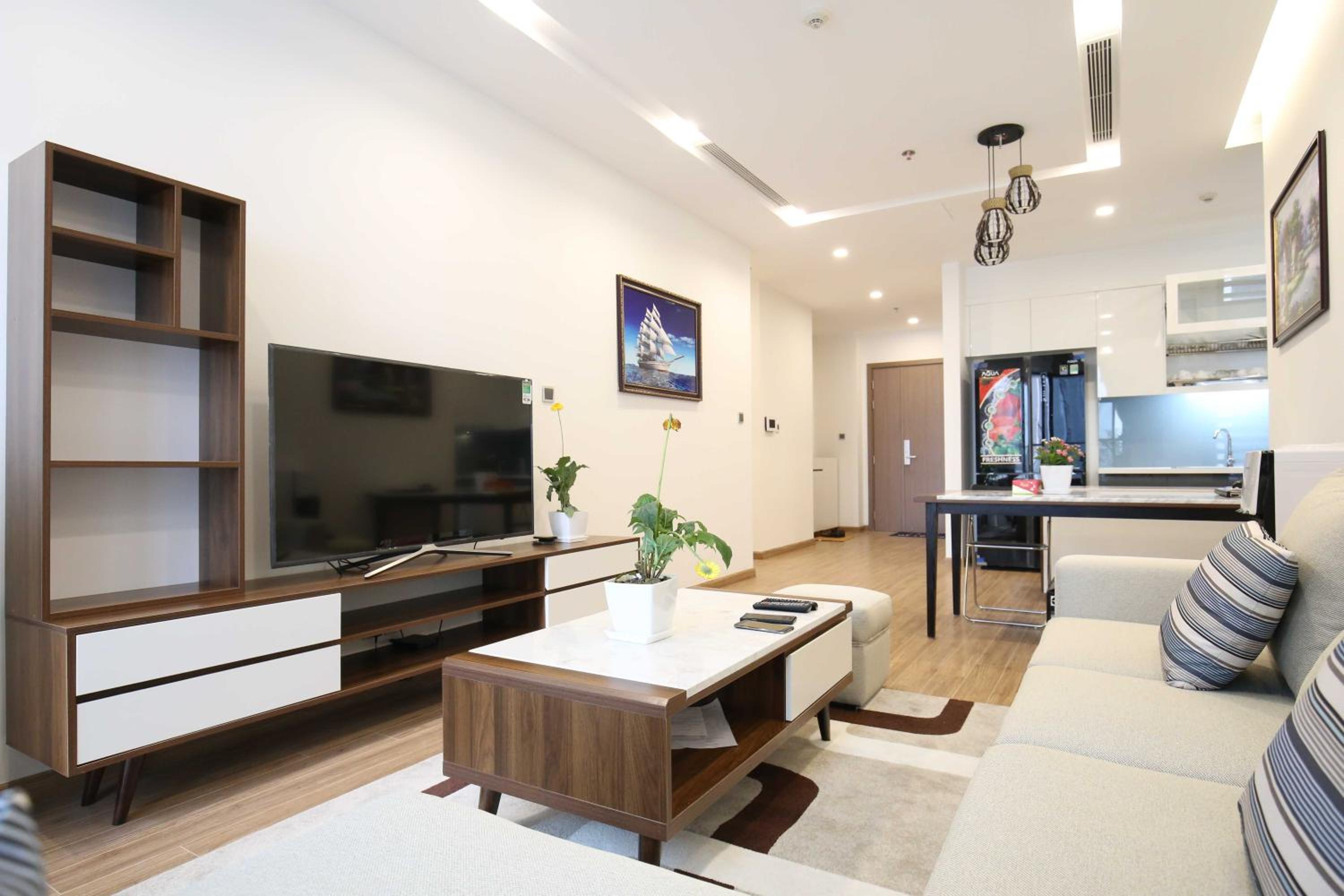 Investland- Vinhomes Metropolis one, two, three, four bedrooms