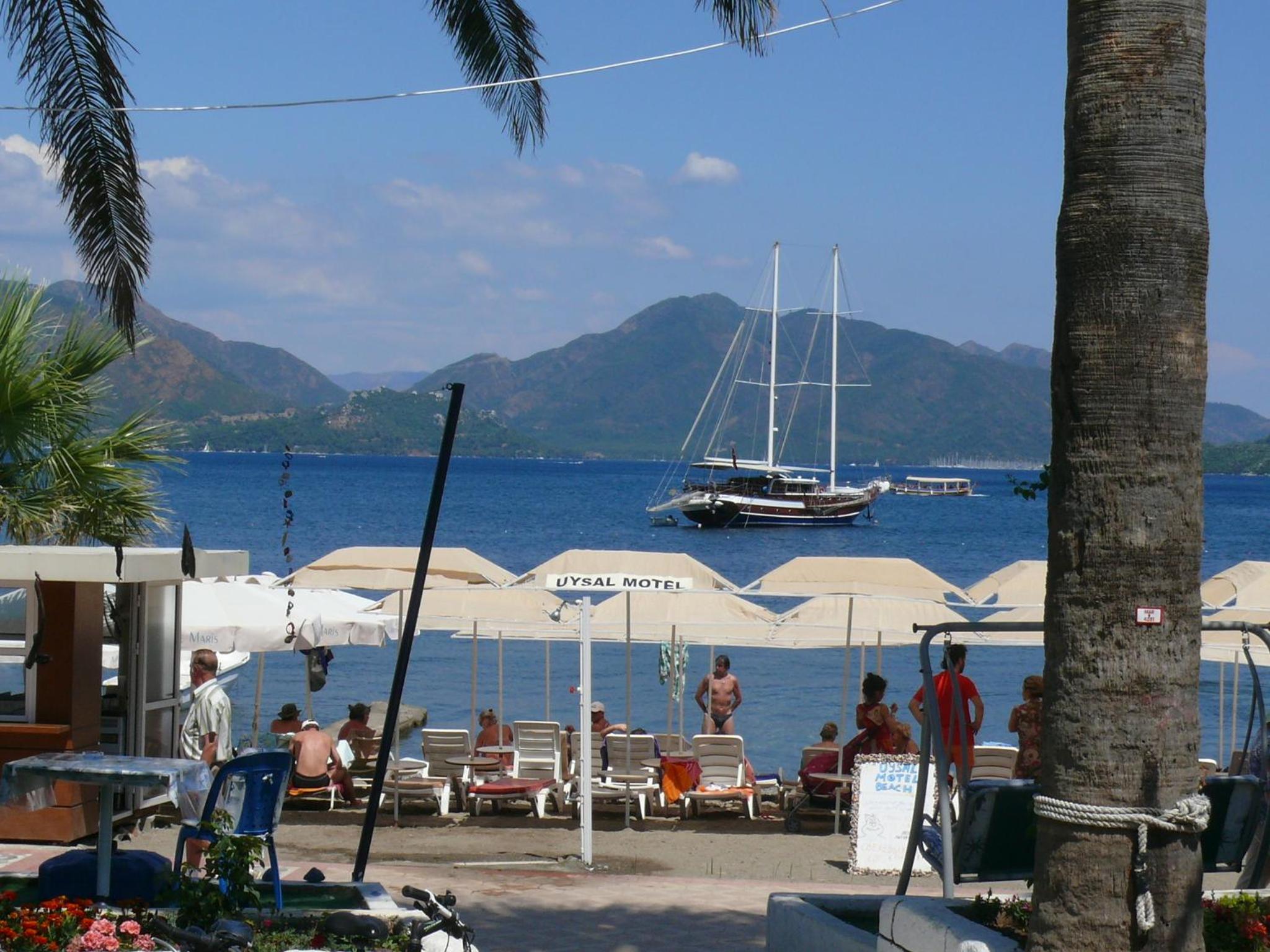 Uysal Motel Beach