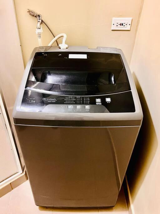 * *V Picturesque Sunset Retreat w/ Washing Machine view 5