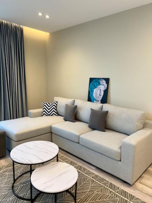 BS Apartment 1