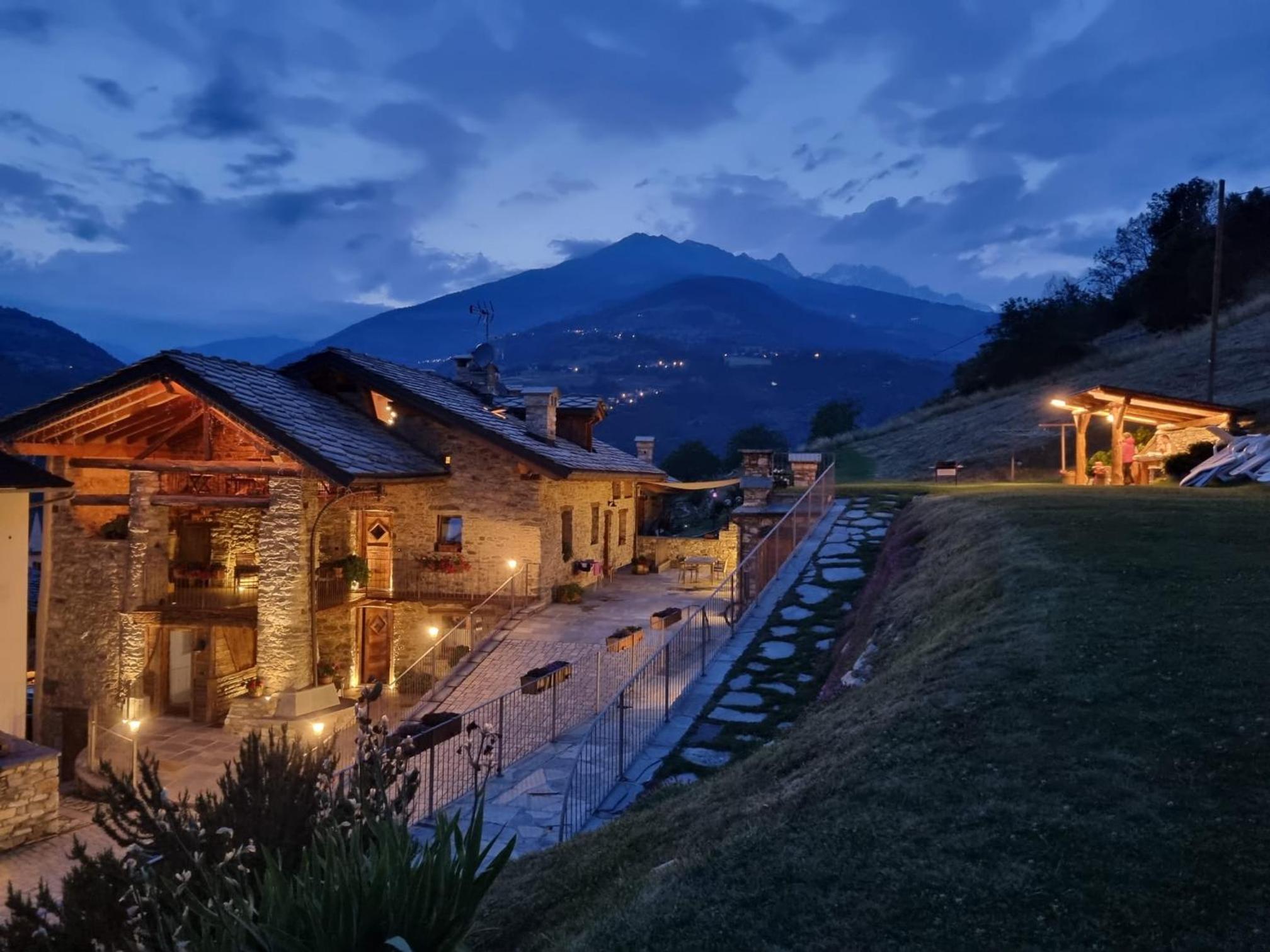 Hotel Souvenir De Tsaneli