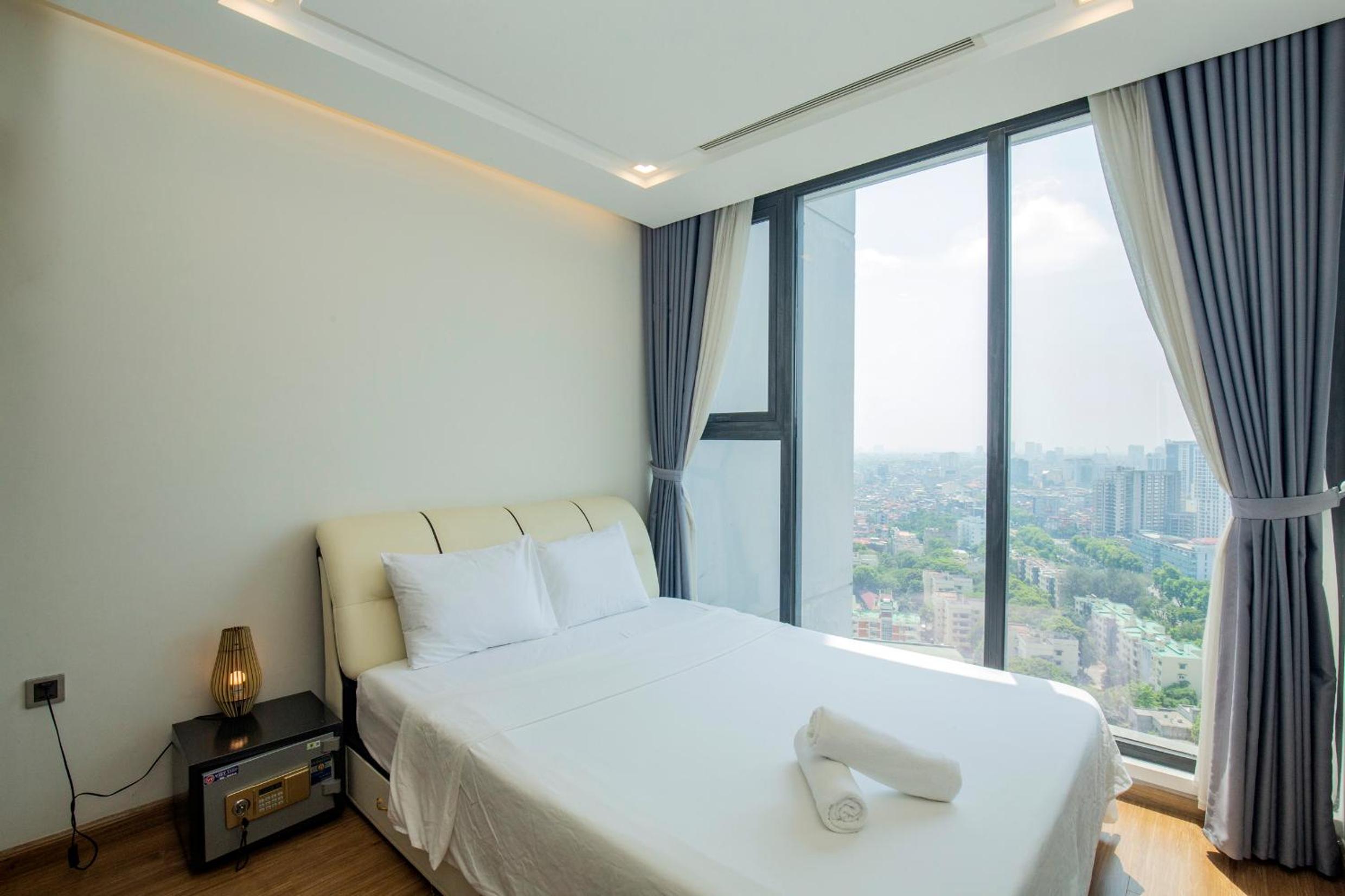 Investland- Vinhomes Metropolis one, two, three, four bedrooms