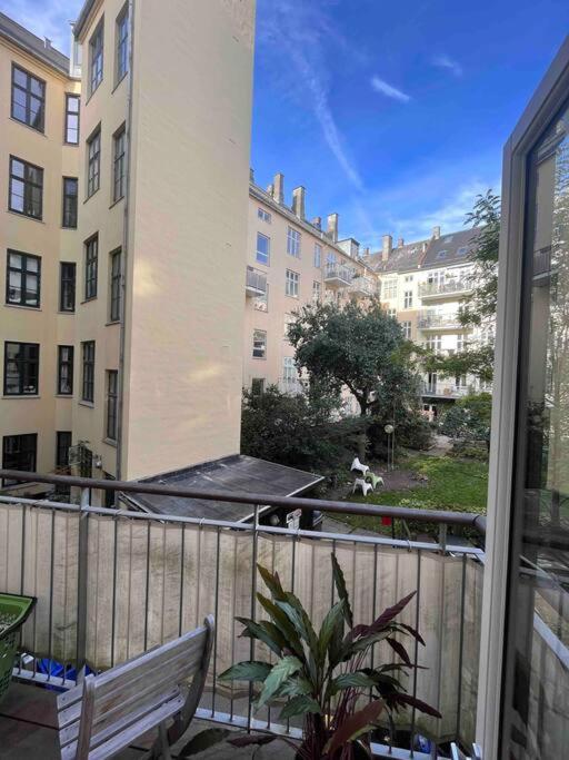 At Lars and Oscars - Vesterbro Apartment view 2