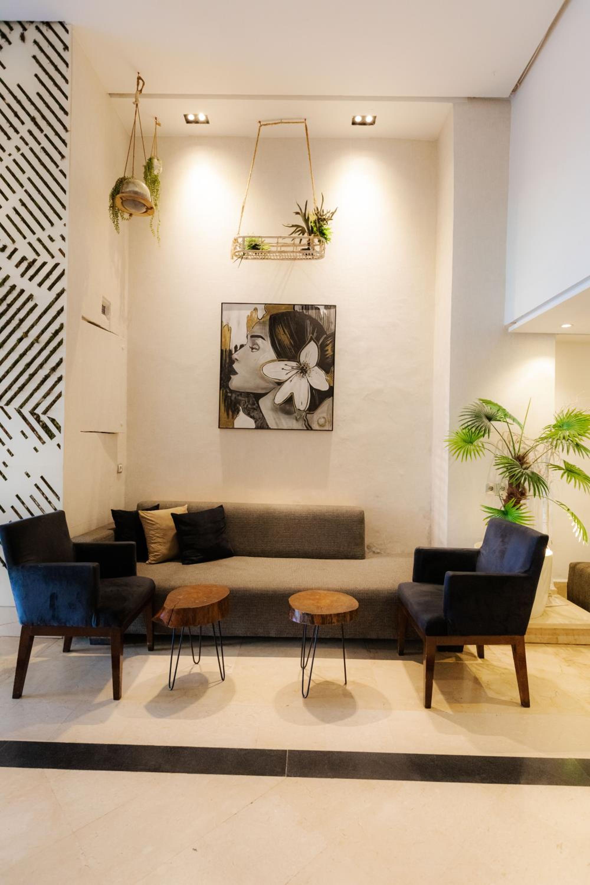 WINDSOR HOTEL CITY CENTER — Casablanca