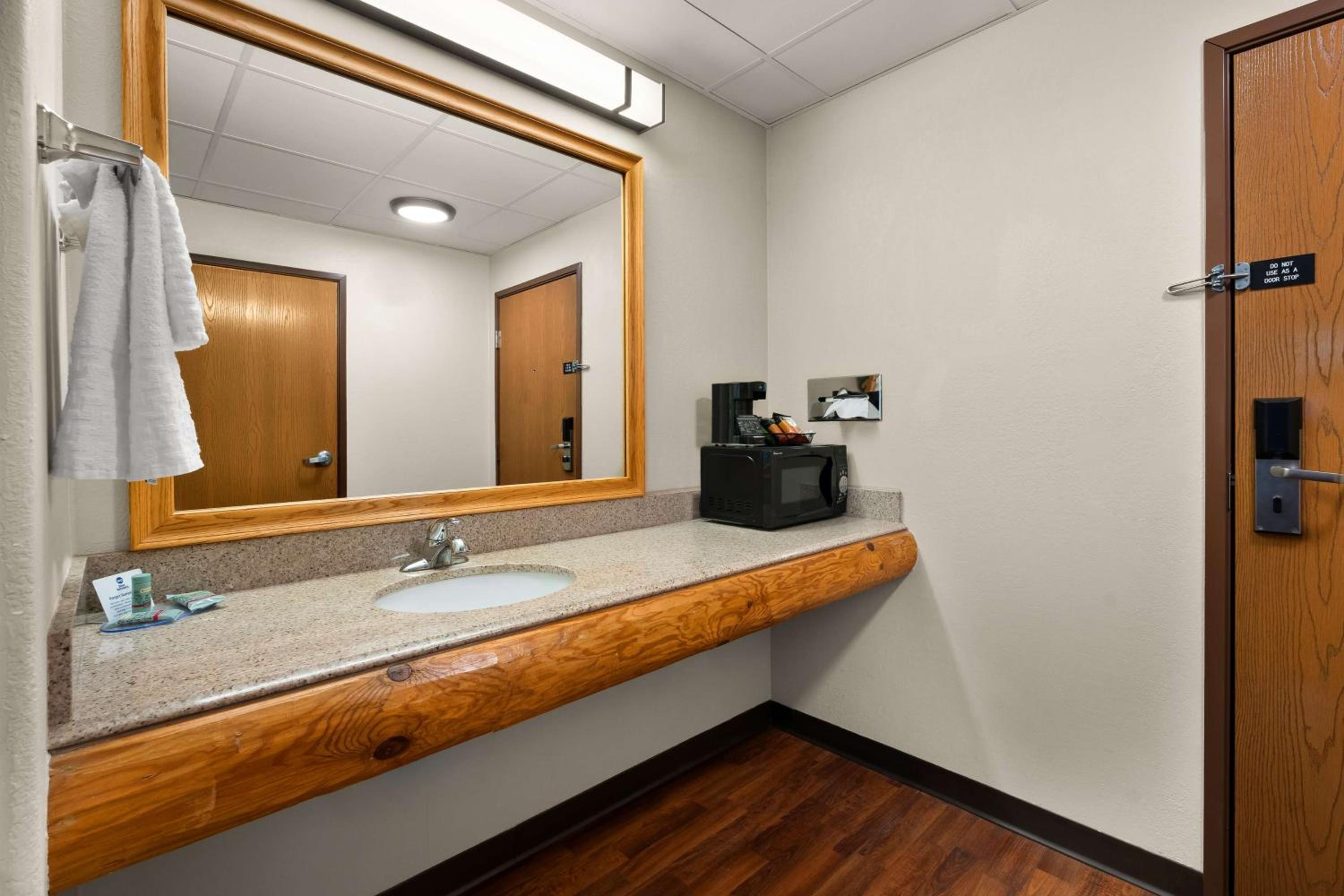 Best Western Northwoods Lodge
