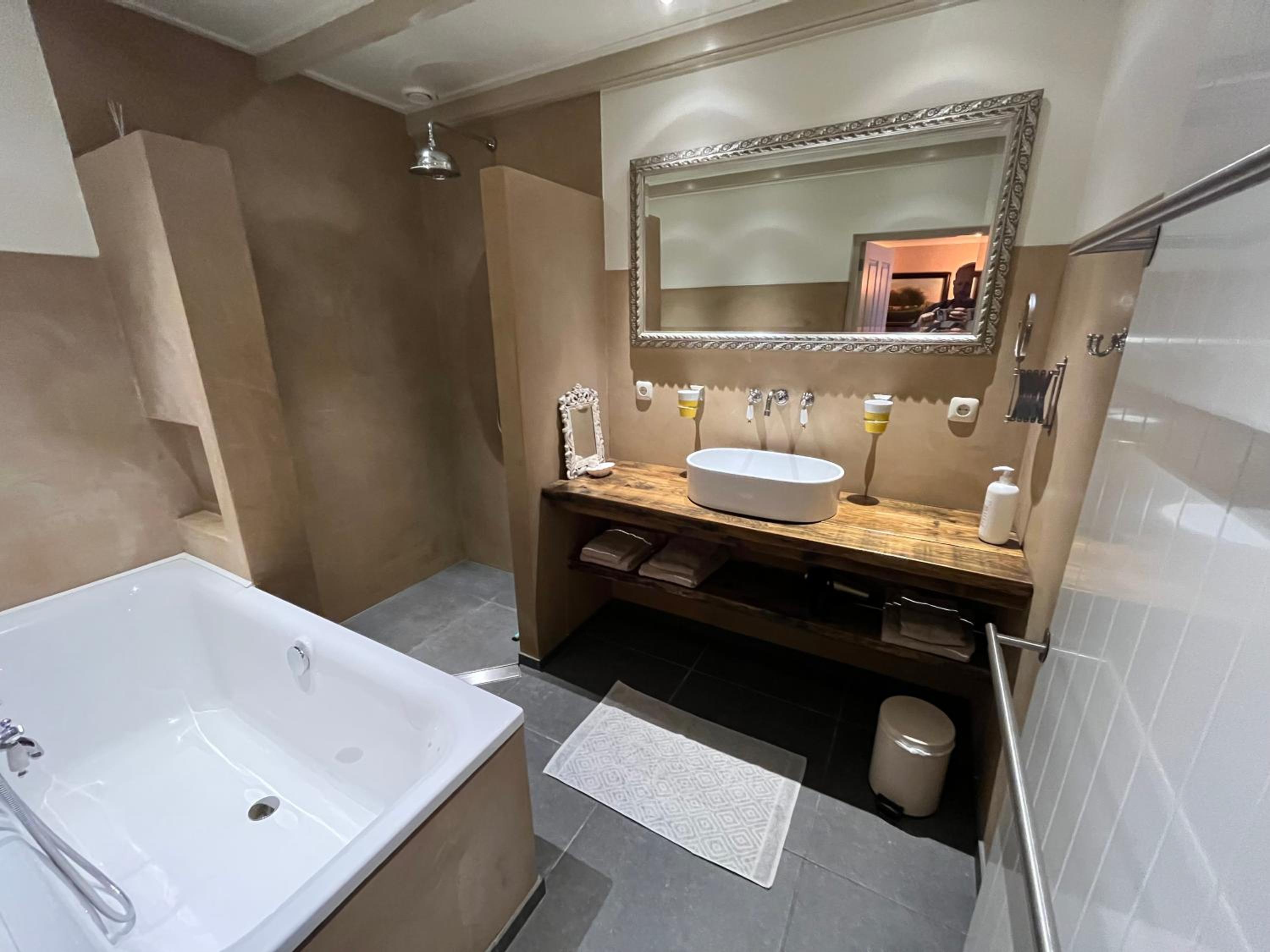 Plompeblad Guesthouse Giethoorn