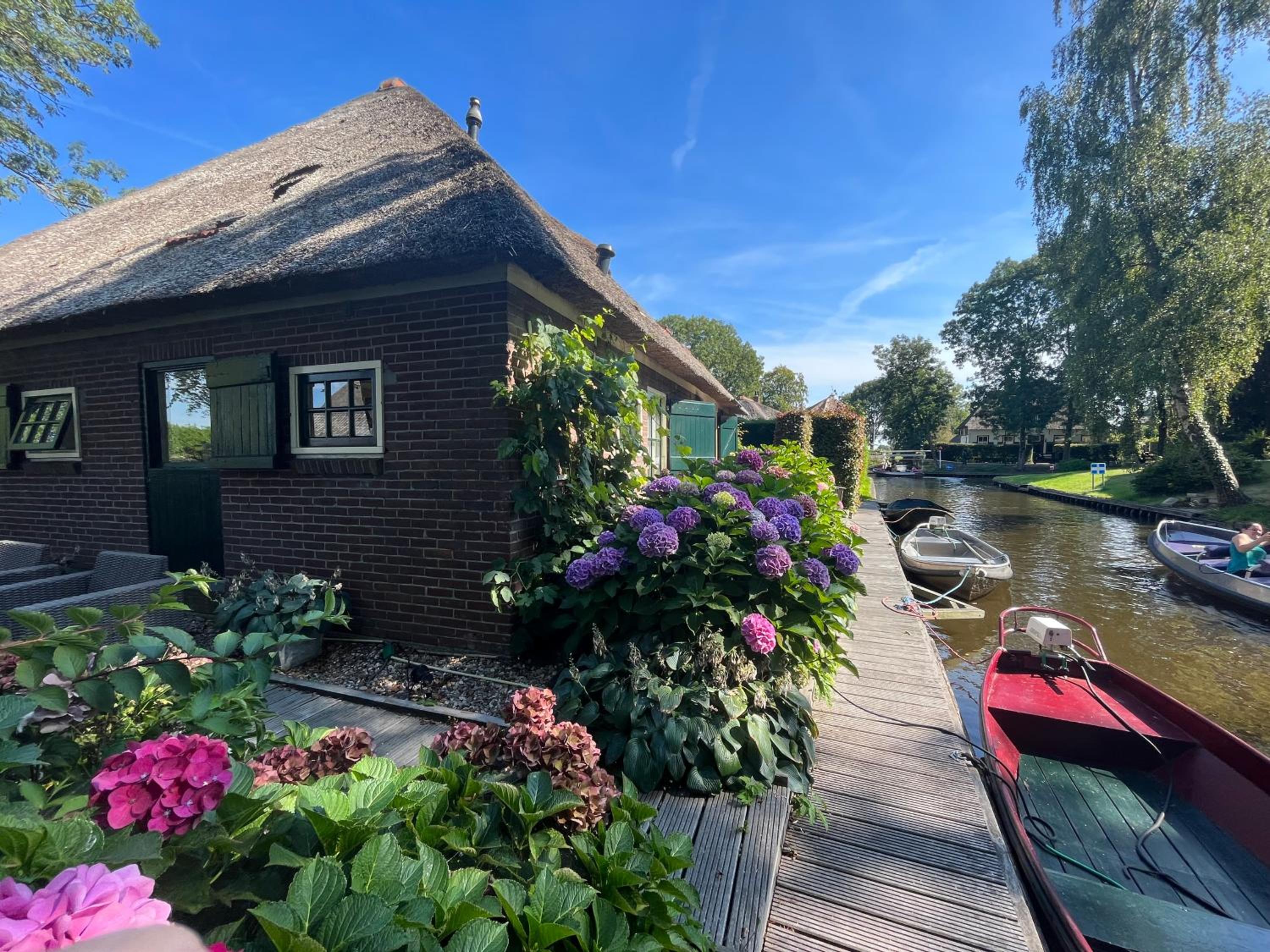 Plompeblad Guesthouse Giethoorn