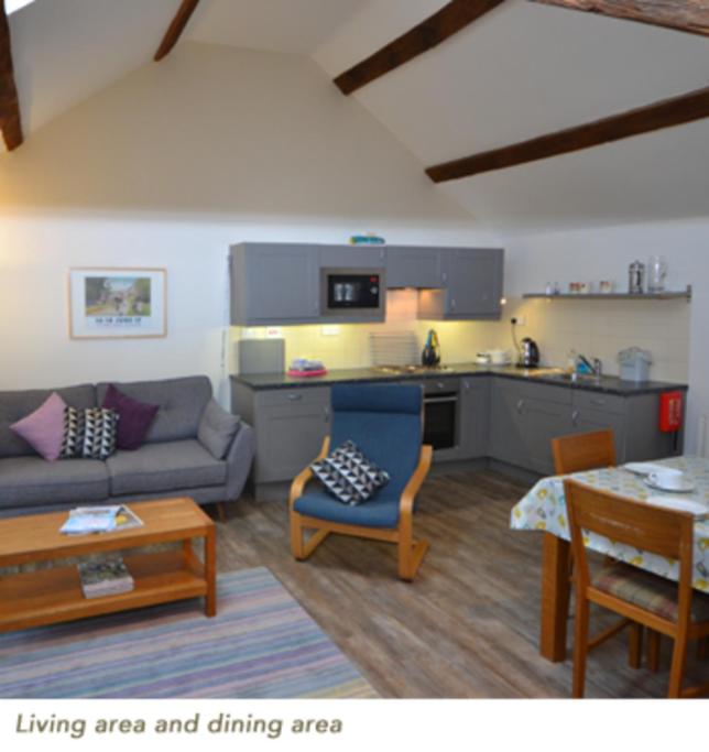 Church Farm Holiday Cottages - Pinster Cottage