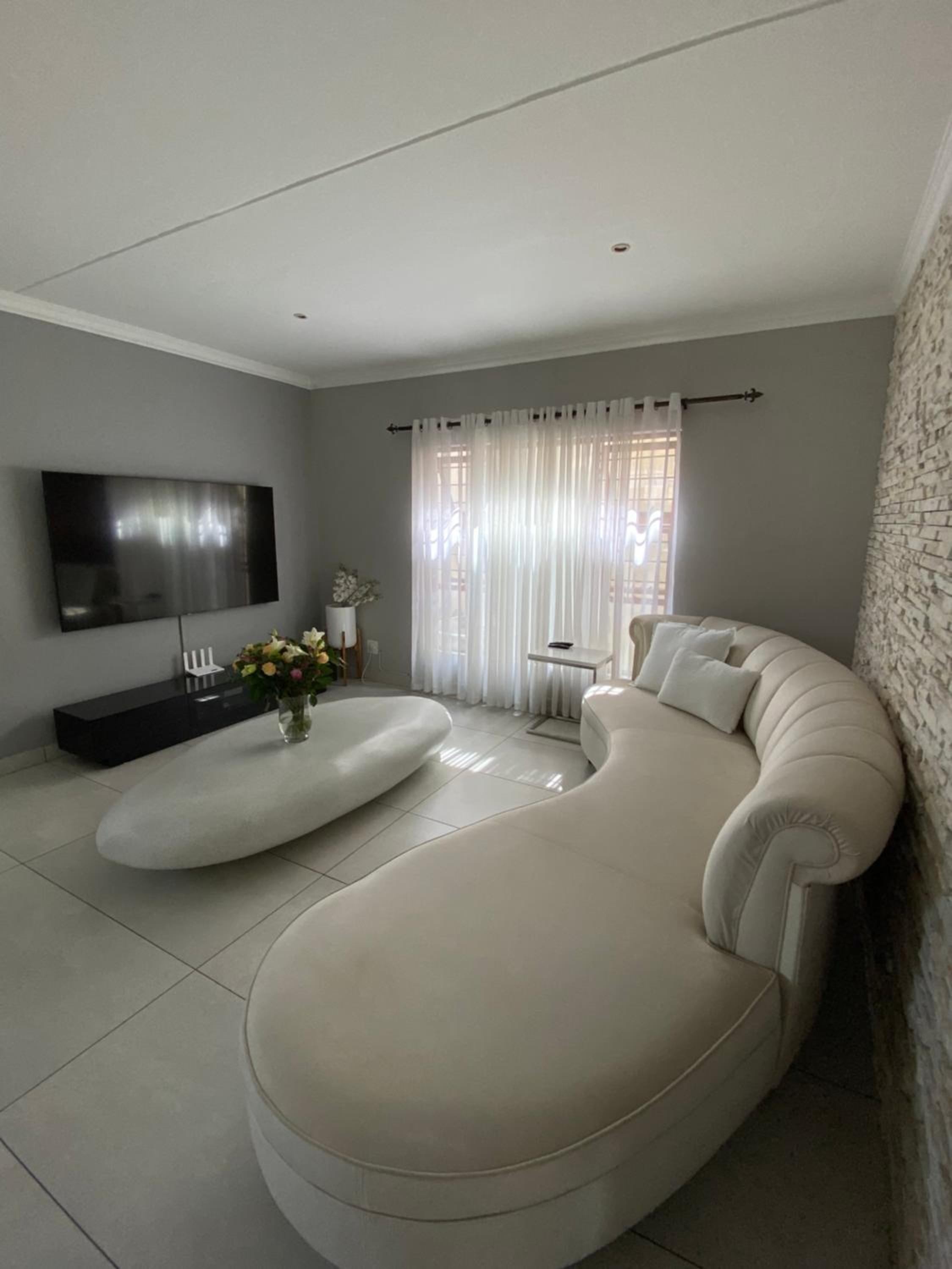 Modern Serene 3 Bedroom Villa