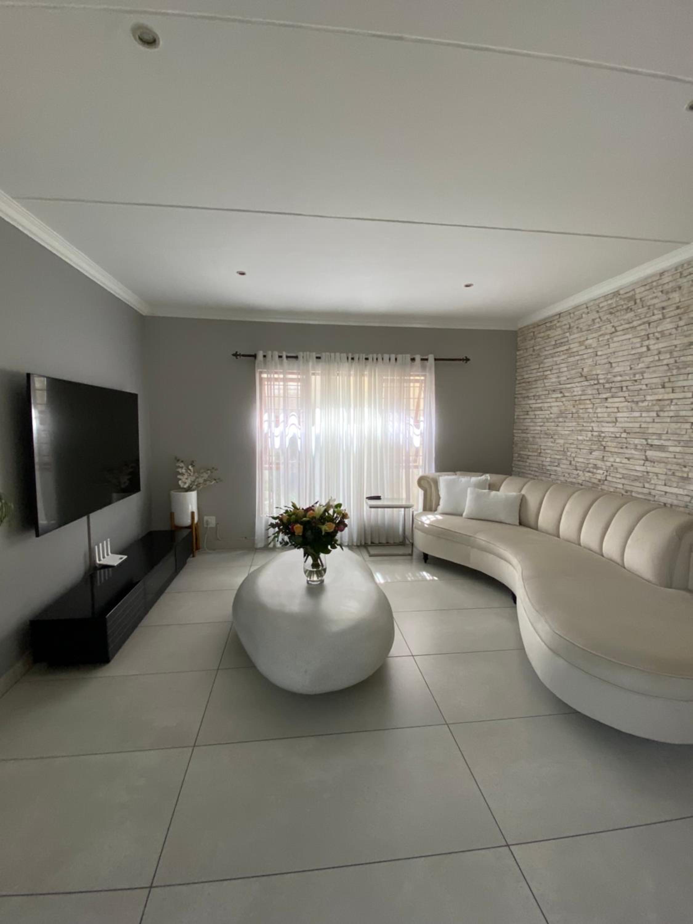 Modern Serene 3 Bedroom Villa
