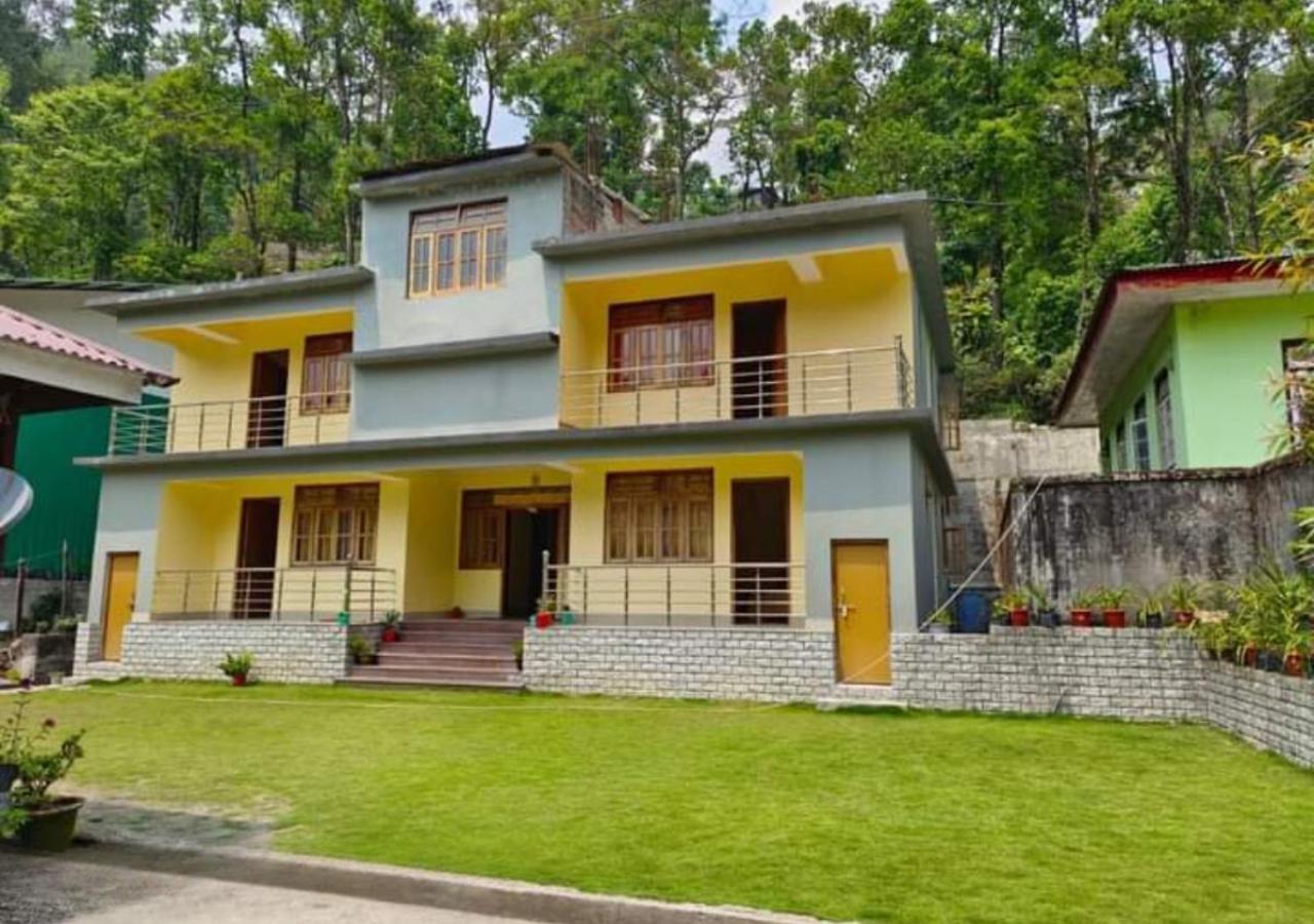 Lingtam Yangsel River Retreat by StayApart