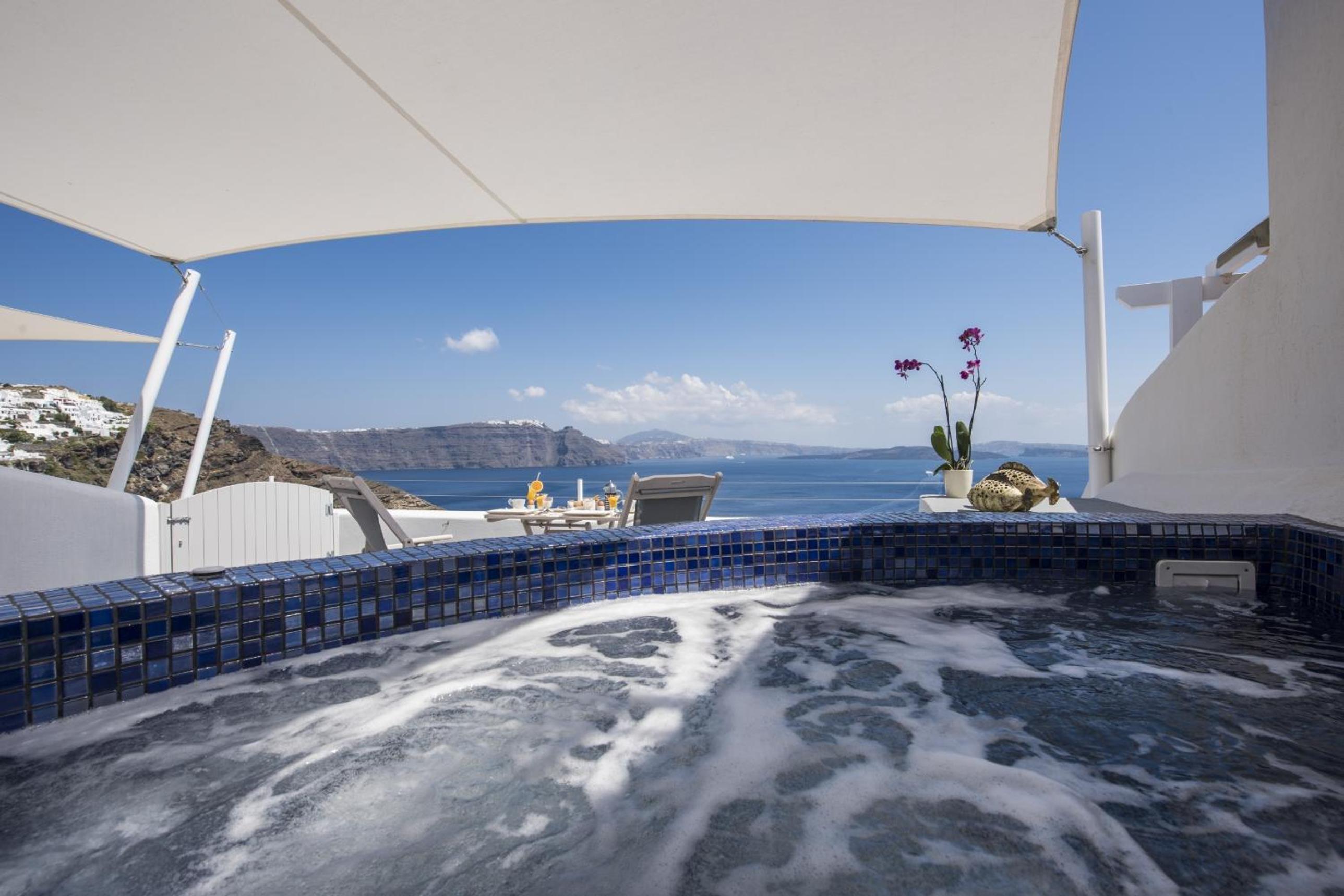 Ambition Suites photo 4