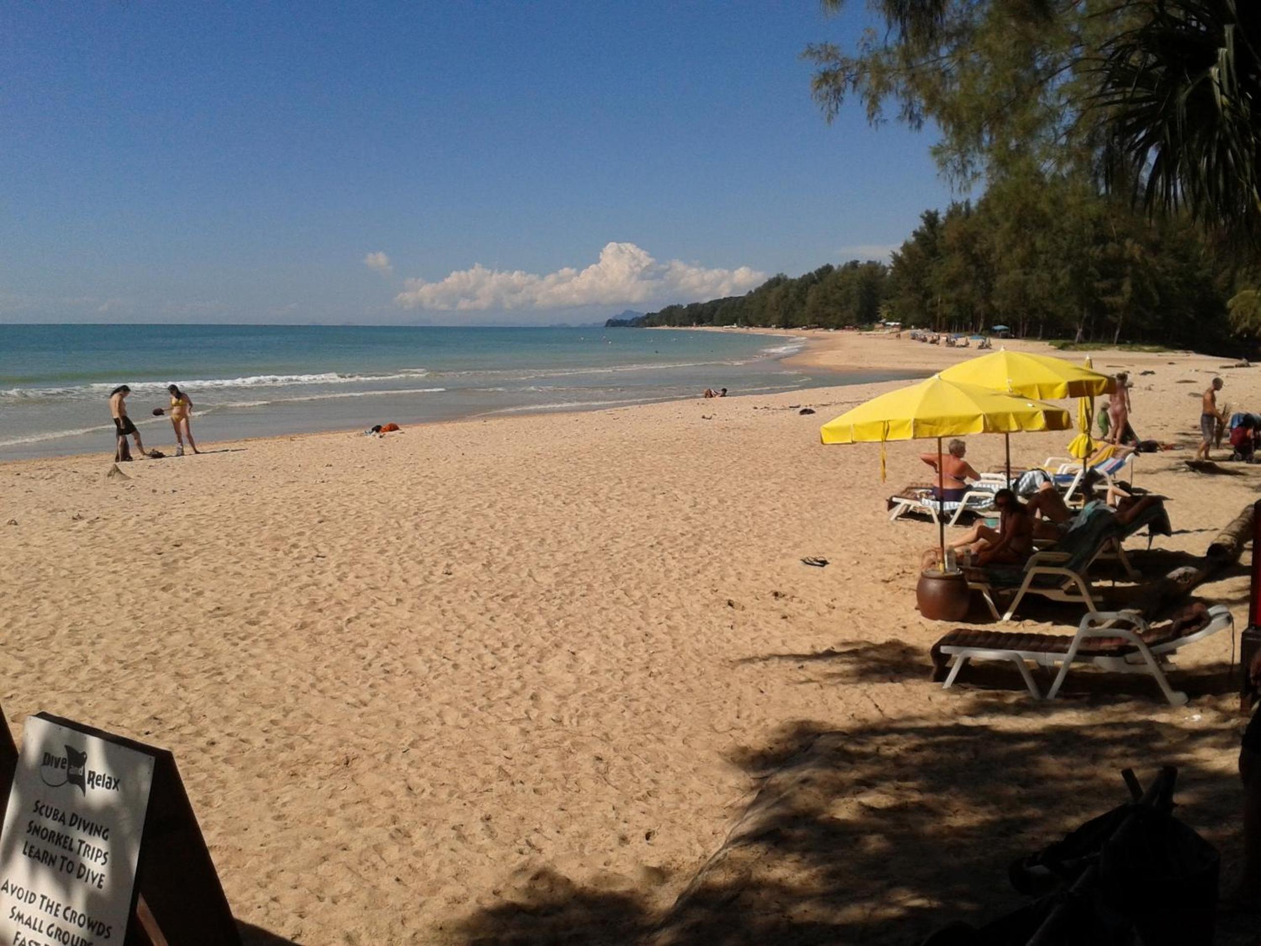 Lanta Castaway Beach Resort