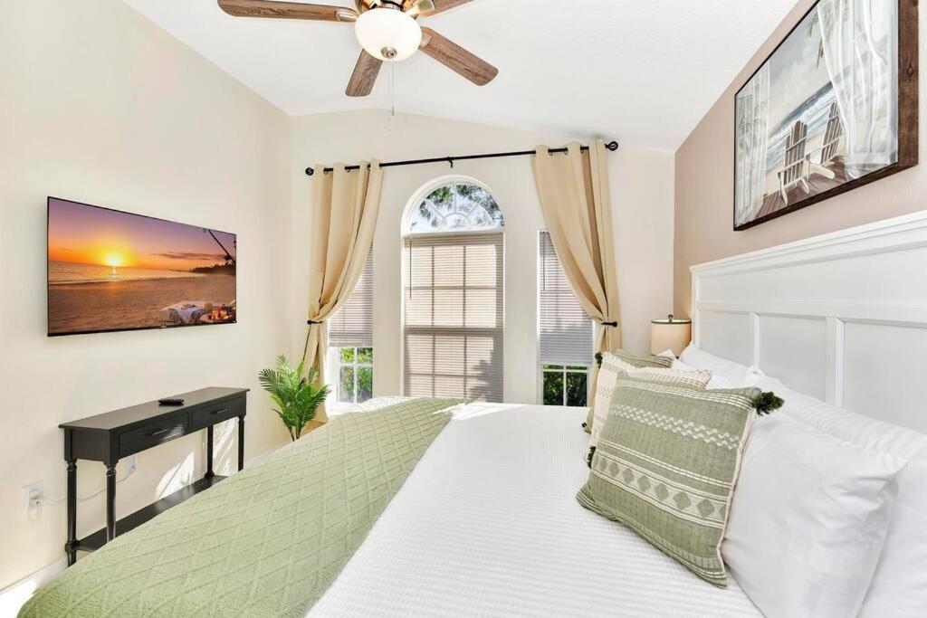 Close to Disney! - Newly Renovated 4 Bed Home - FREE Heated Pool & Spa view 3