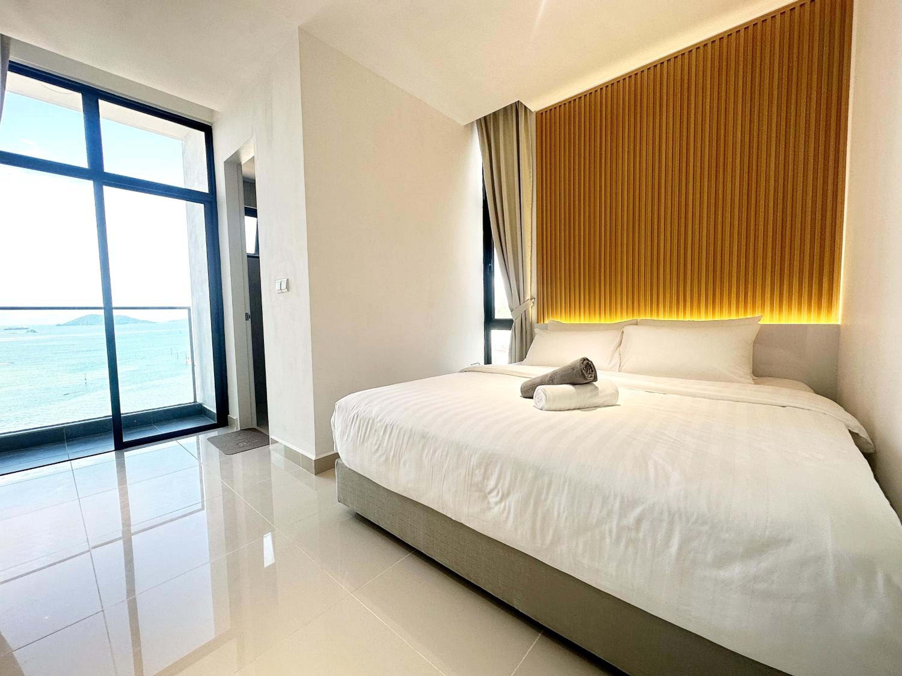 The Shore Kota Kinabalu City Centre by LW Suites photo 2