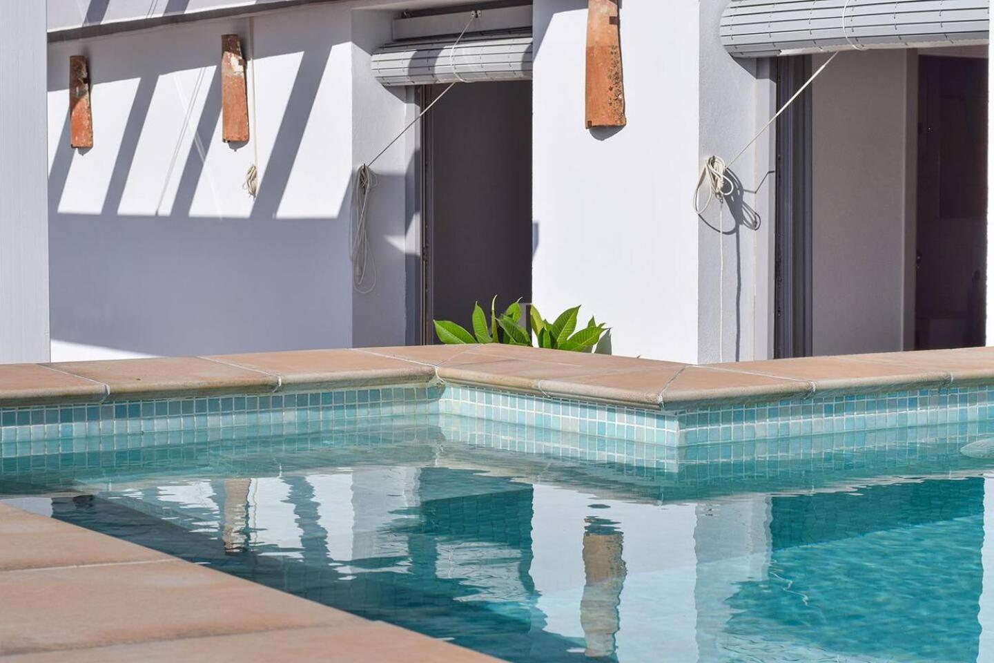 La Orza, Frigiliana Luxury center townhouse with pool and parking HansOnHoliday Rentals
