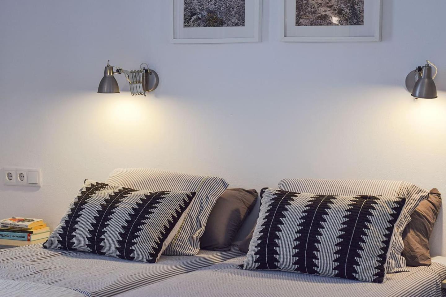 La Orza, Frigiliana Luxury center townhouse with pool and parking HansOnHoliday Rentals