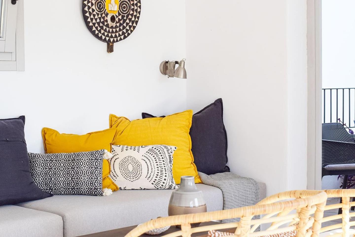 La Orza, Frigiliana Luxury center townhouse with pool and parking HansOnHoliday Rentals