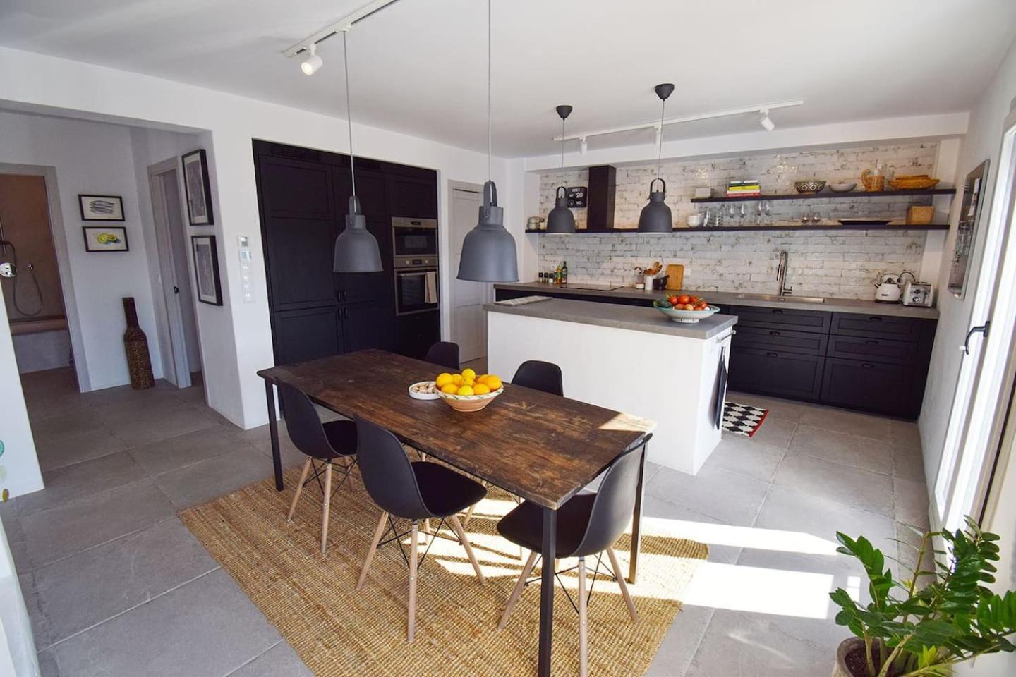 La Orza, Frigiliana Luxury center townhouse with pool and parking HansOnHoliday Rentals