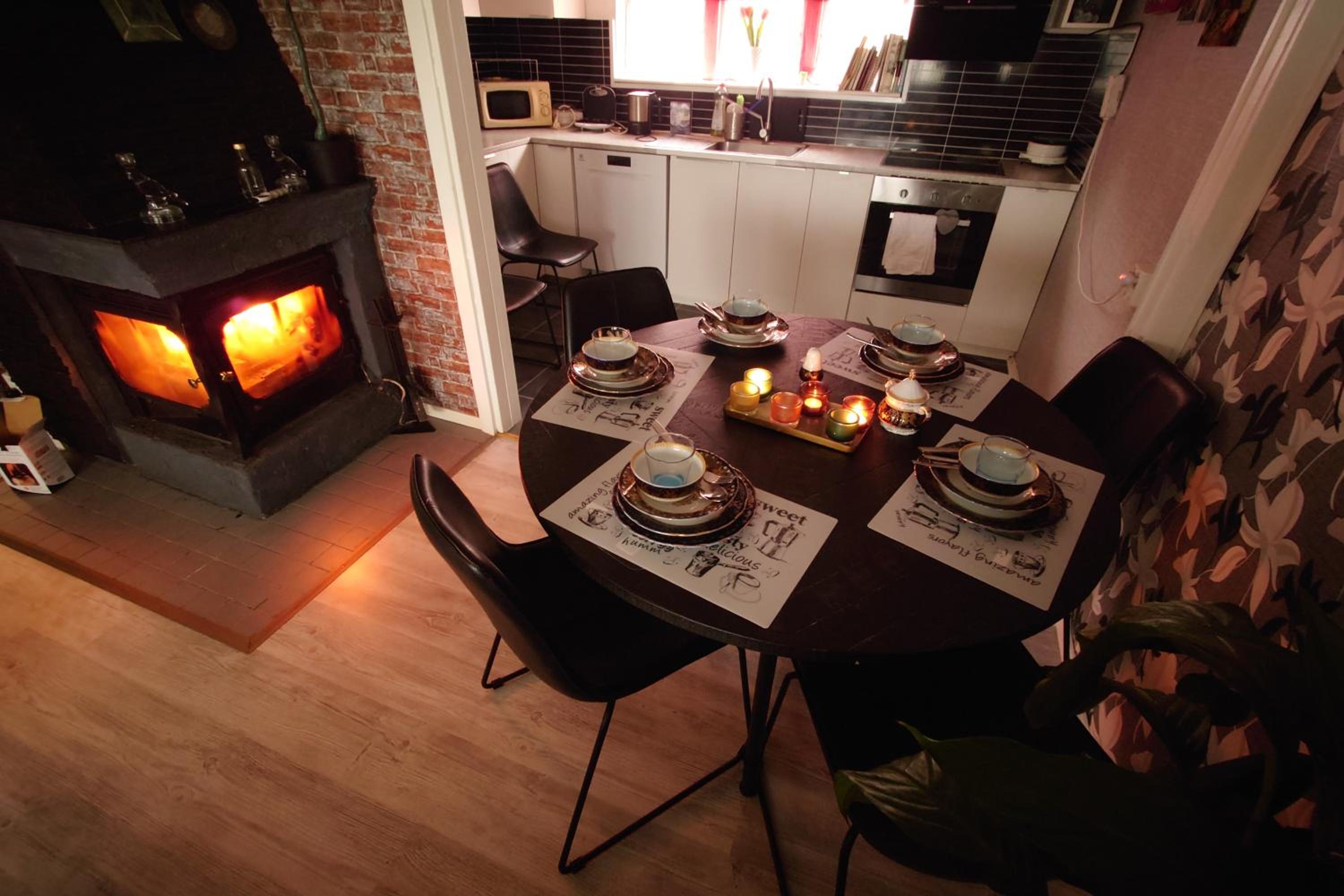 Anten Lake House