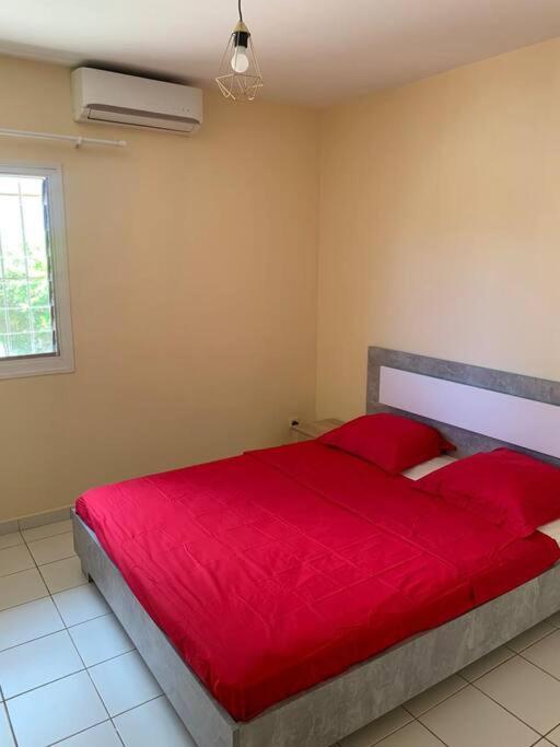 Belle appartement securise avec piscine