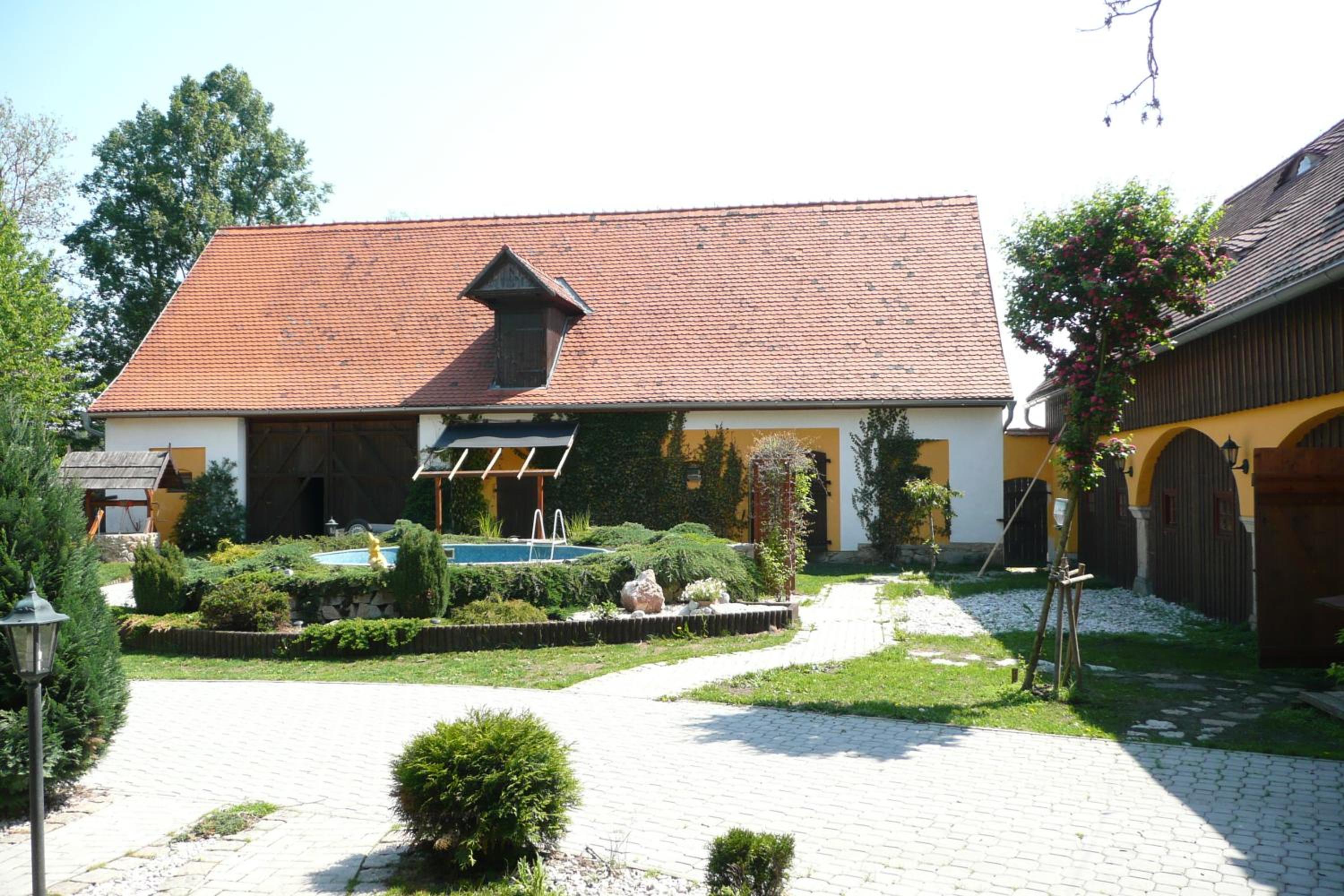 Photo 49