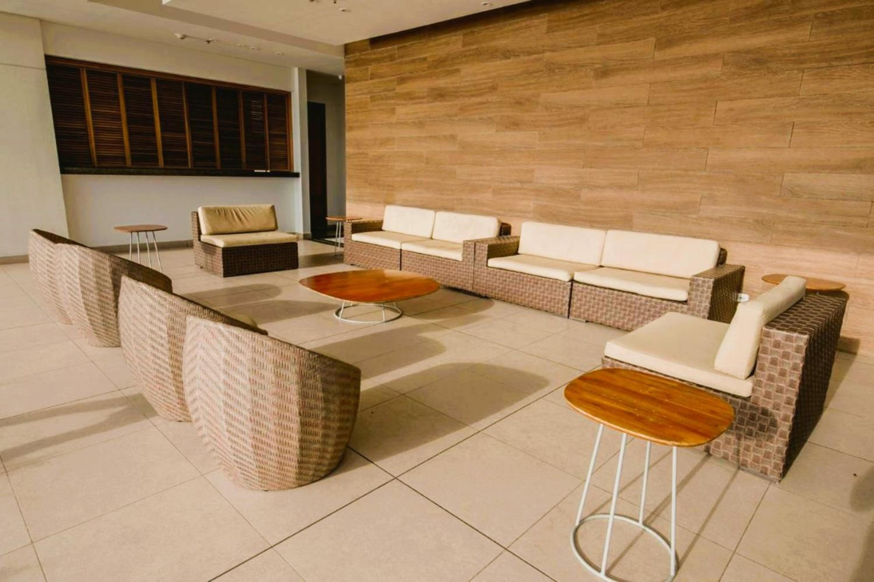 Apartasuites Edificio H2 - Vistas al Mar & Bahia