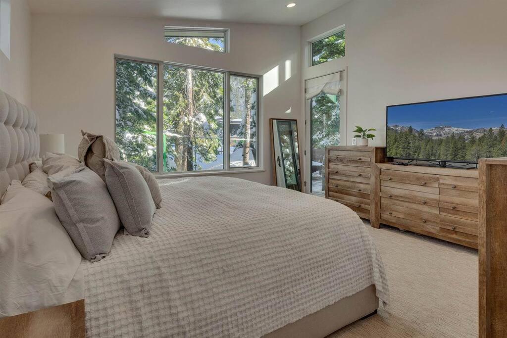 Lake Tahoe Vacations - Palisades Tahoe Mountain Oasis - Property Image 28