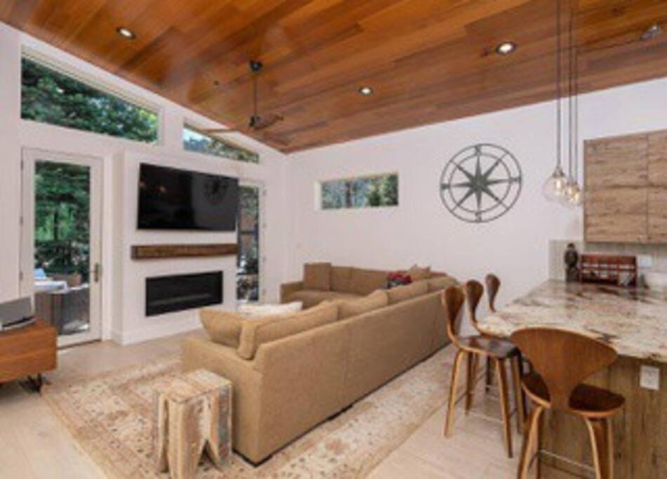 Lake Tahoe Vacations - Palisades Tahoe Mountain Oasis - Property Image 18