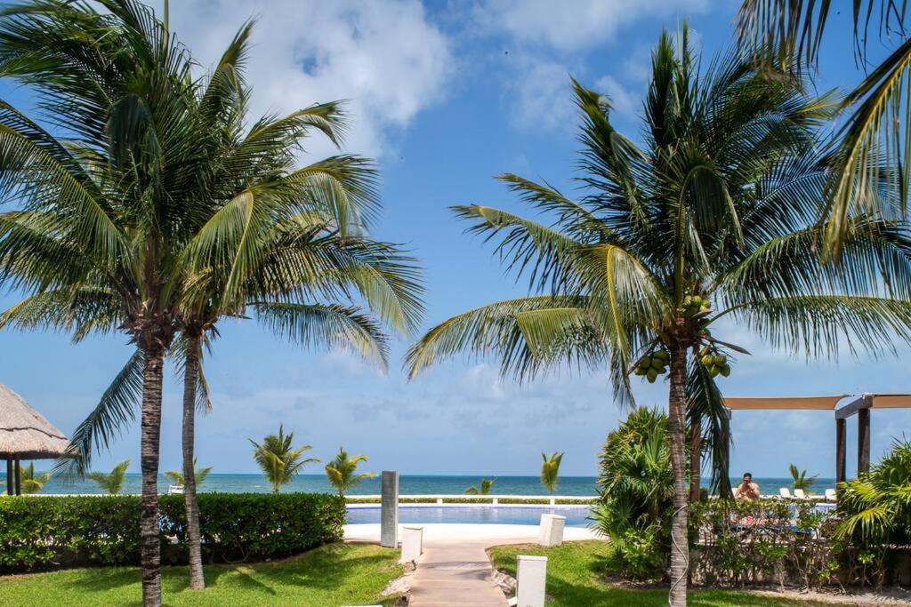 ☆BLUE NEST- Beachfront apartment by CASA PARAISO☆