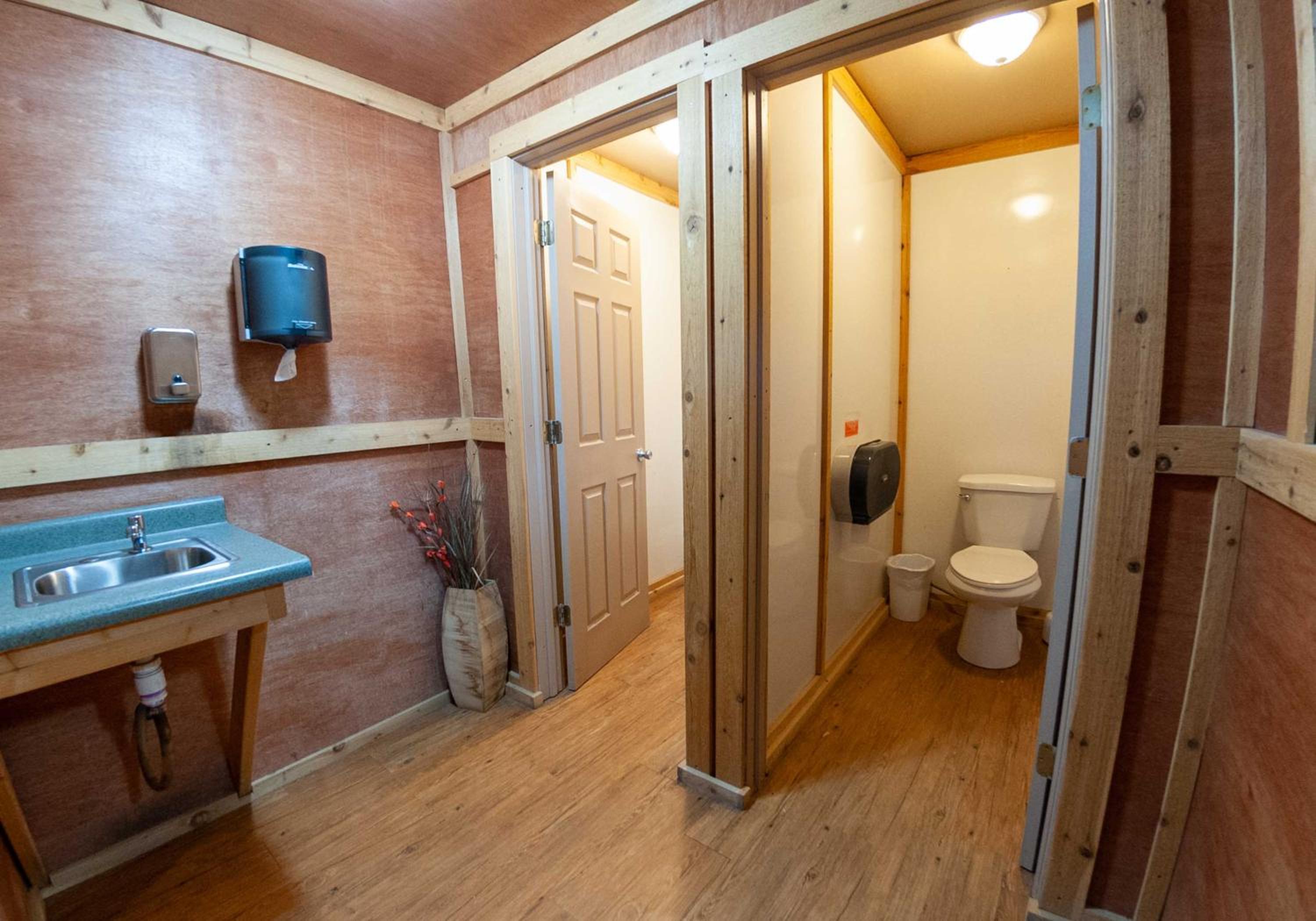 Royal Gorge Cabins