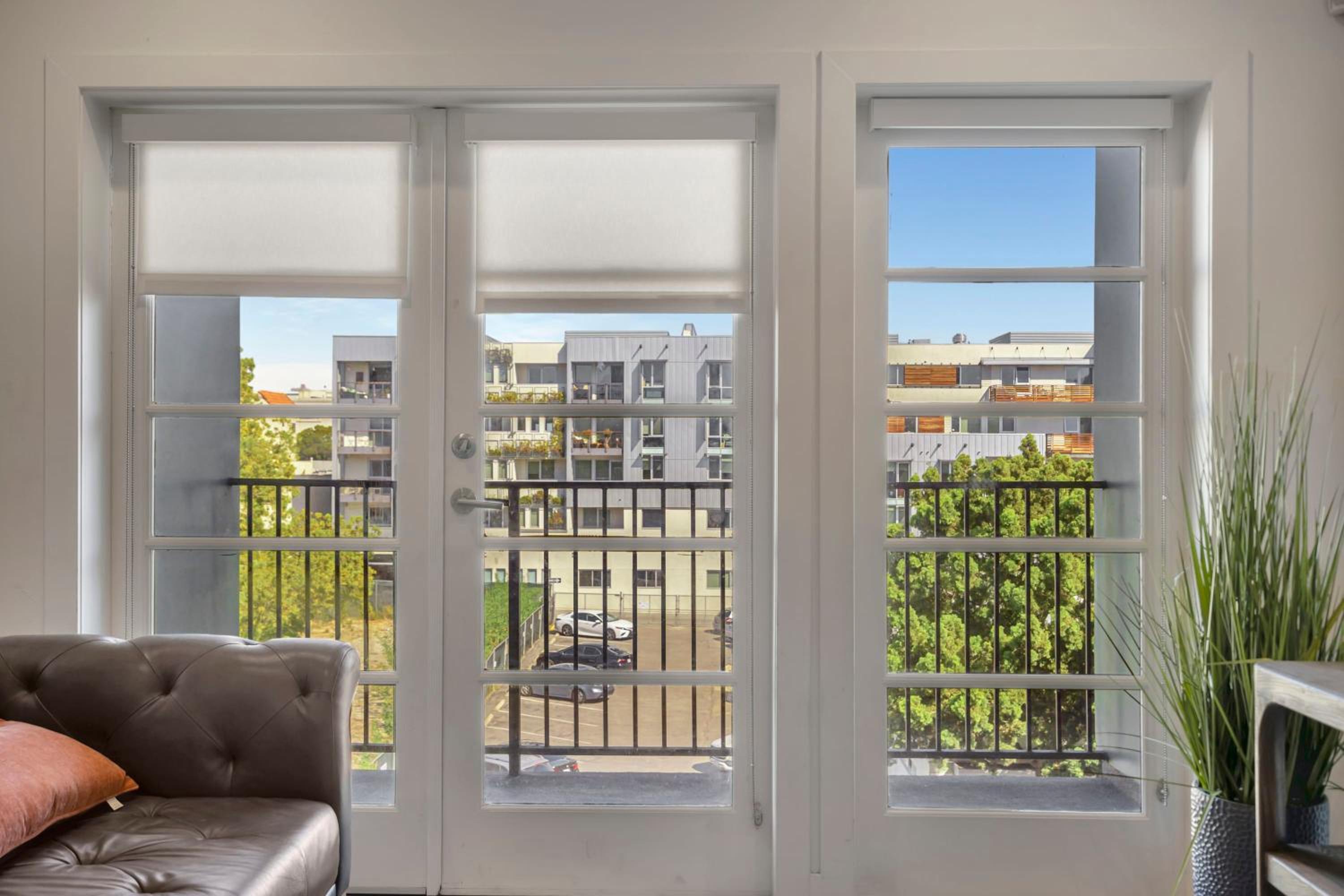 10 Cozy apartment heart of Santa Monica
