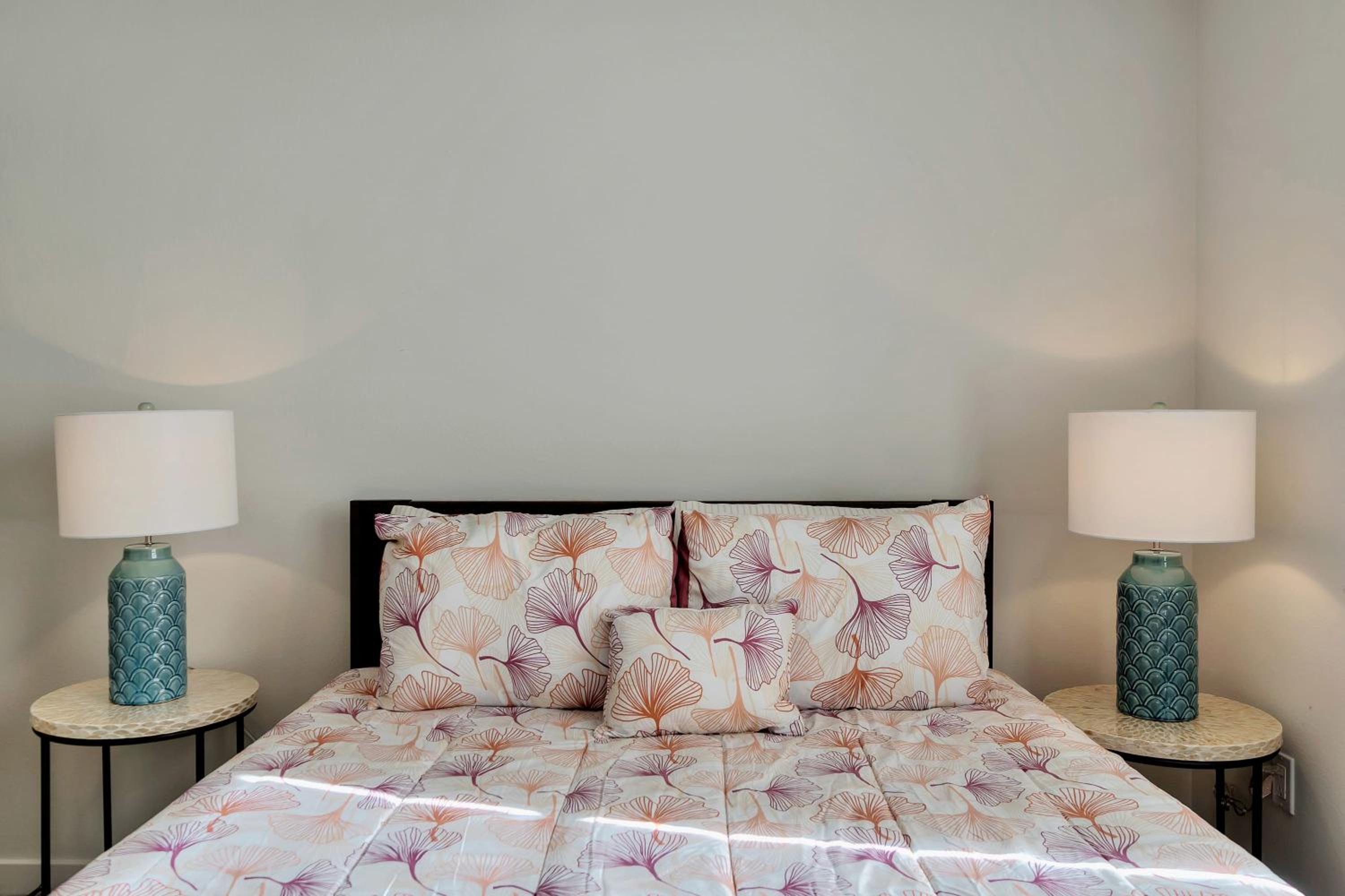 5 Heart of Santa Monica apartment