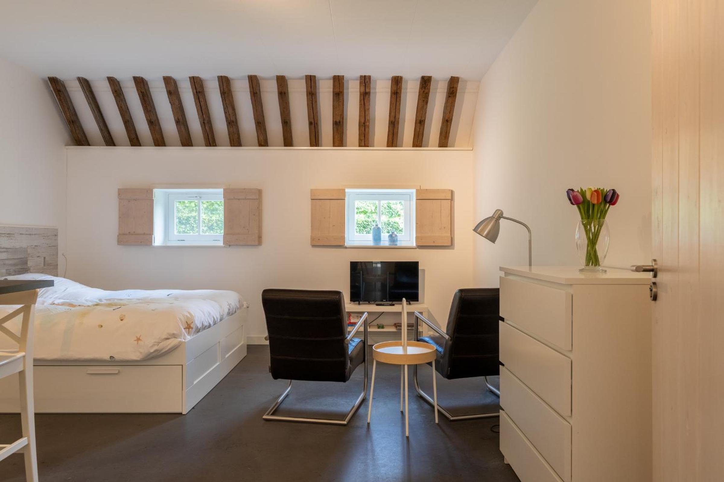 Iselmarpleats Comfortabele Studio met badkamer