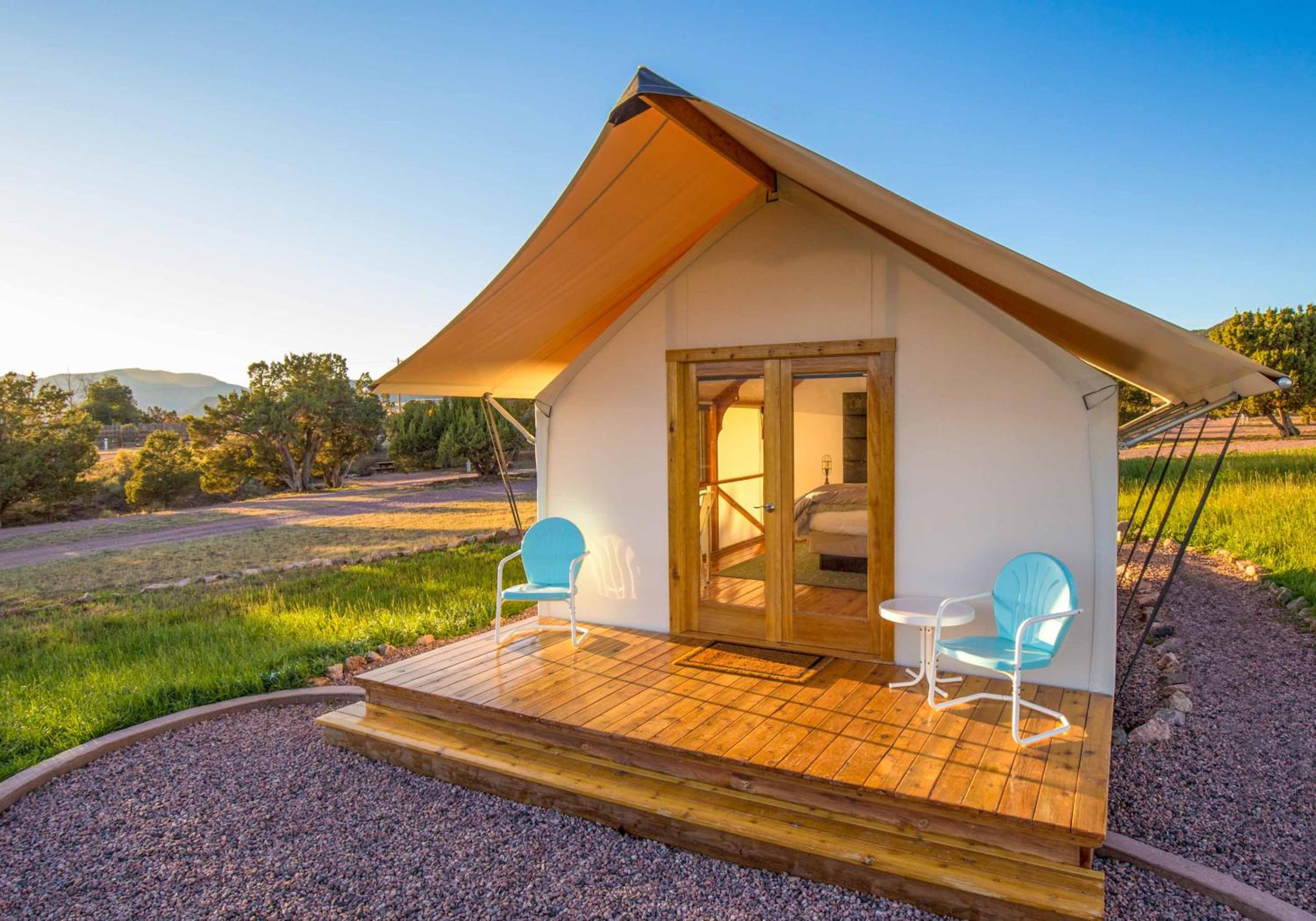 Royal Gorge Cabins